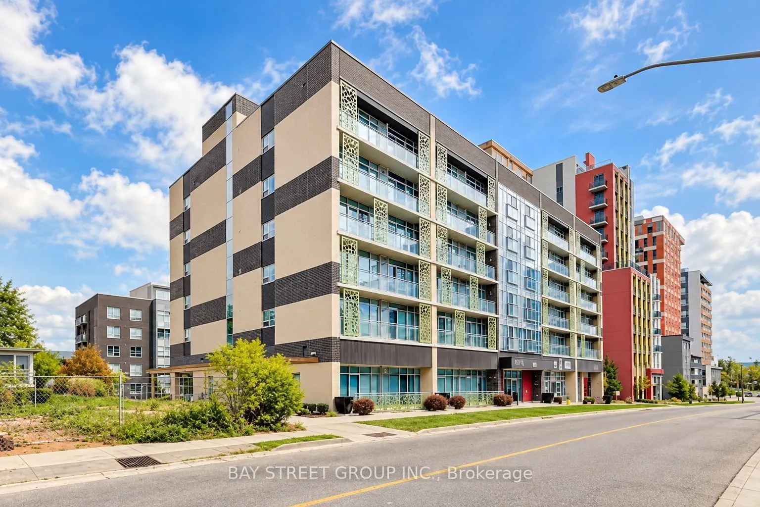 250 Albert Street #513