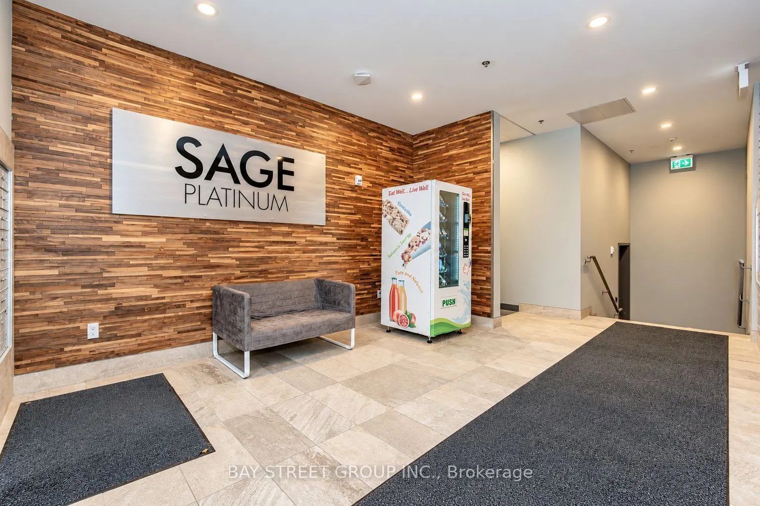 250 Albert Street #513