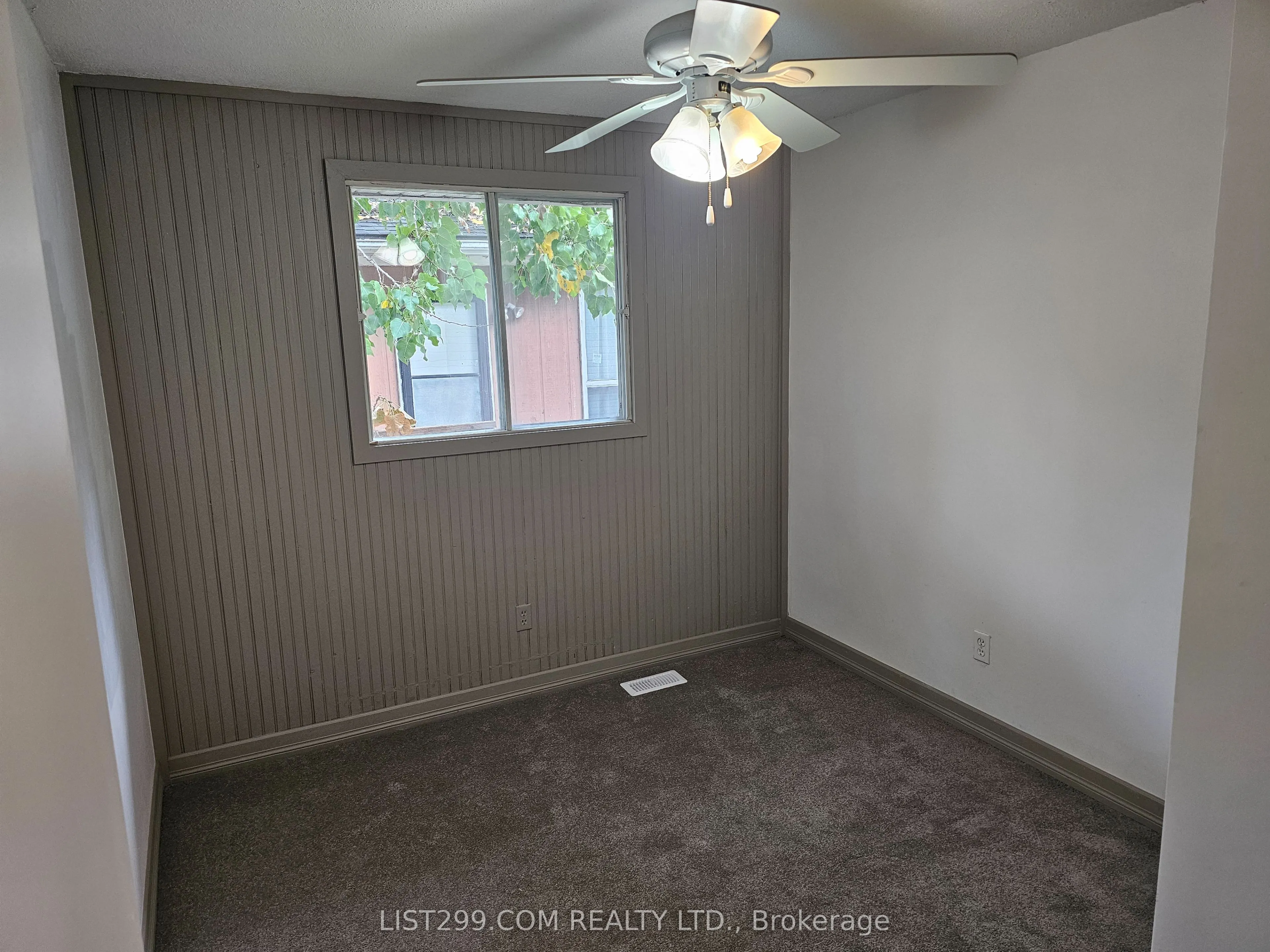 79 Stroud Crescent