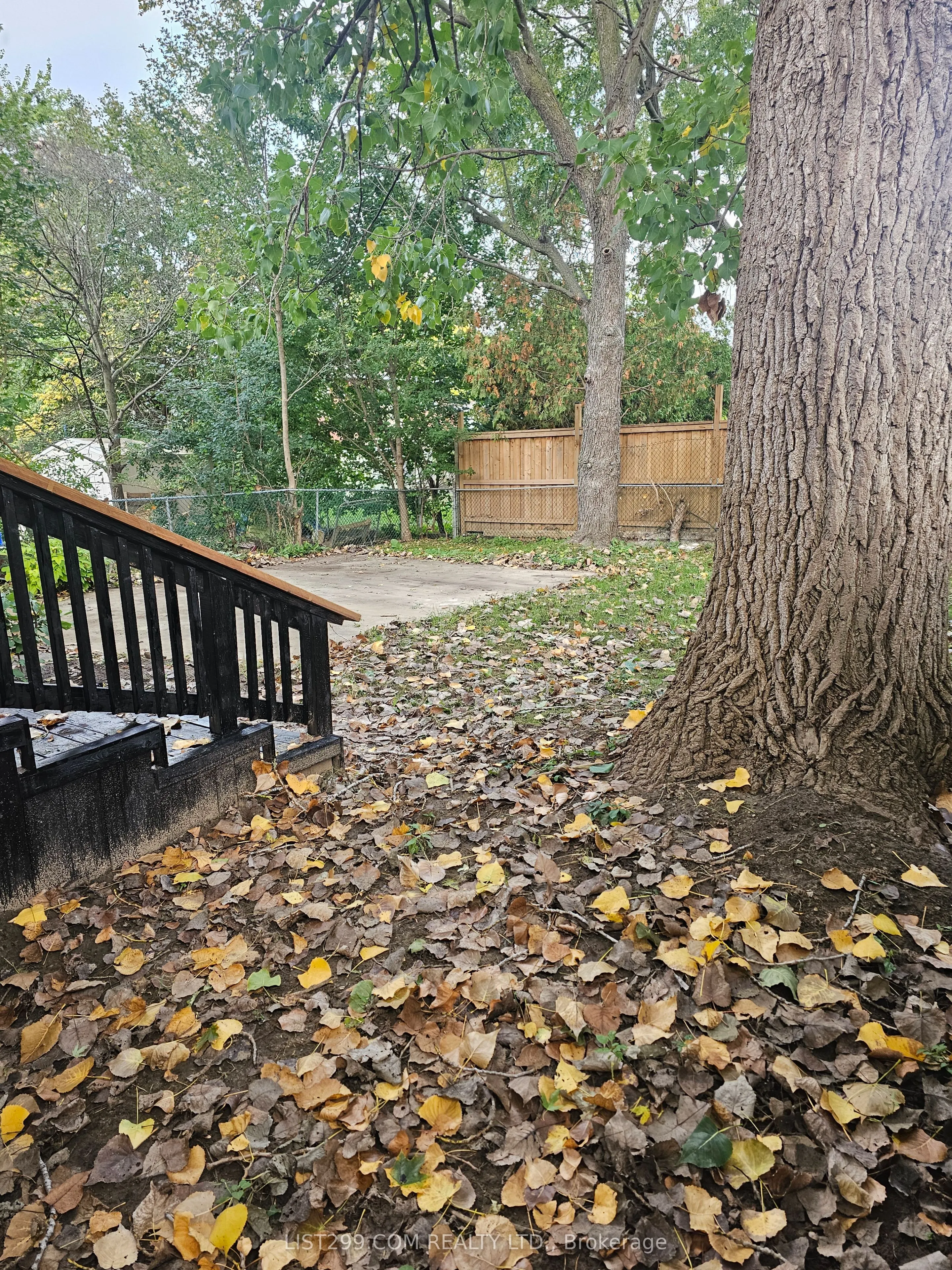 79 Stroud Crescent