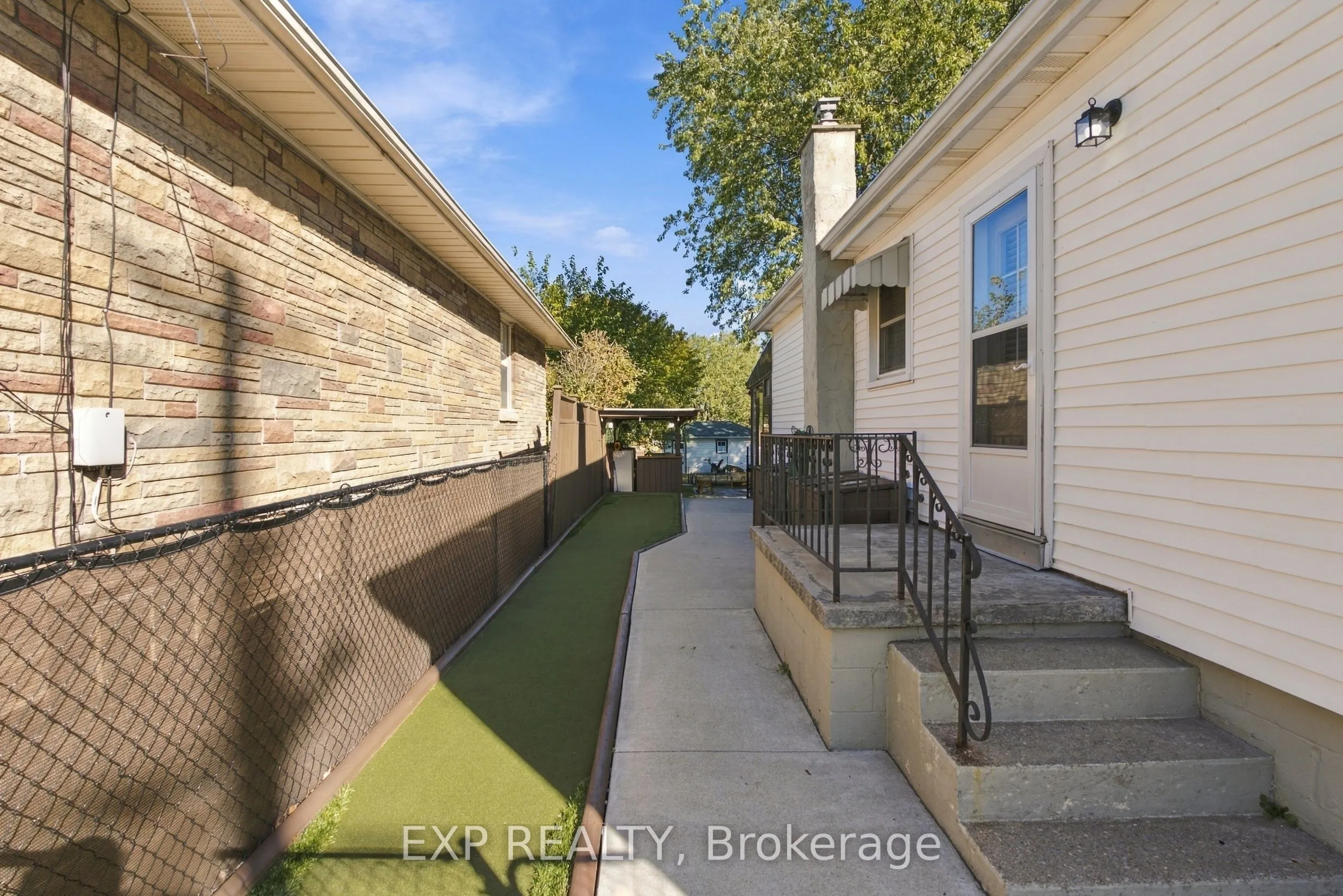 187 Bertie Street