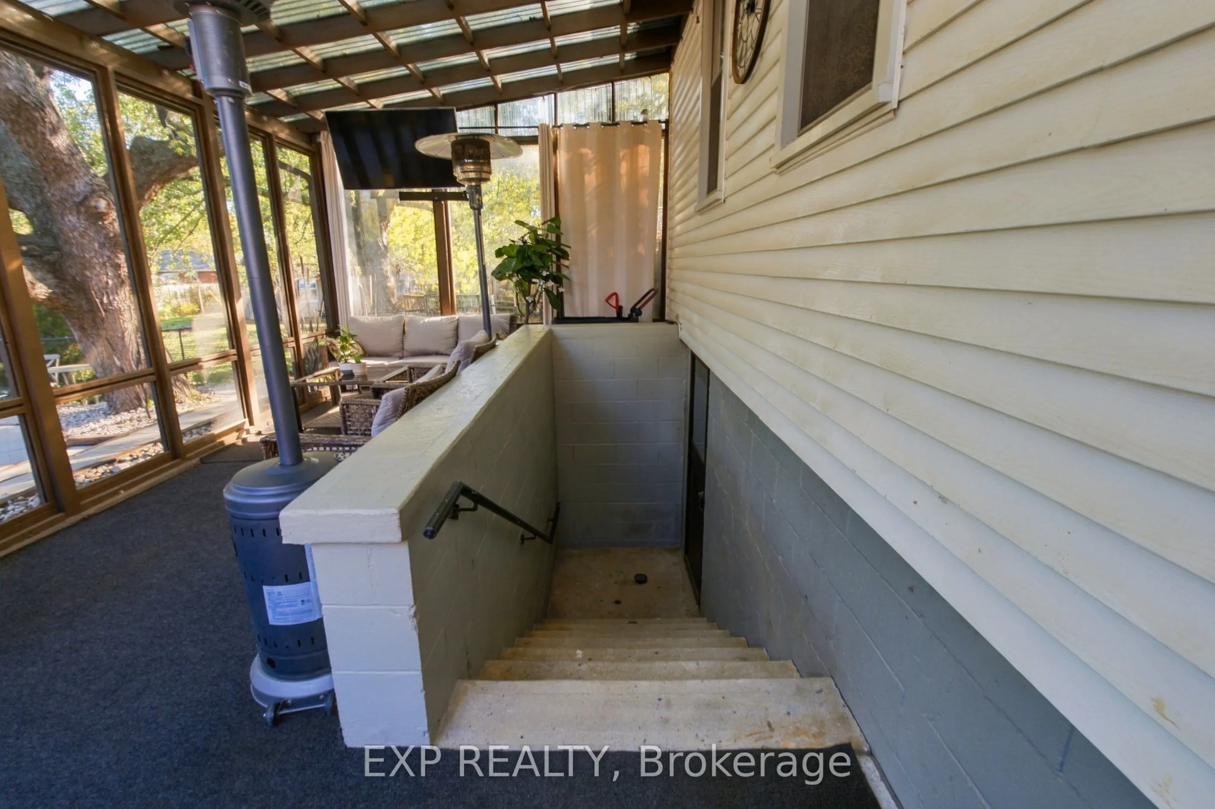 187 Bertie Street