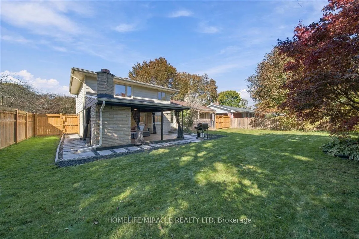 15 Meadow Road