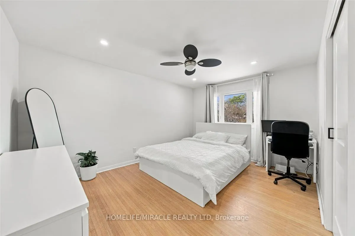 15 Meadow Road