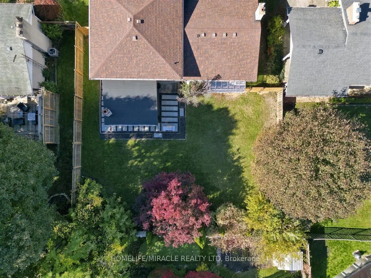 15 Meadow Road