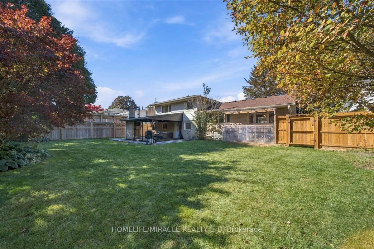 15 Meadow Road