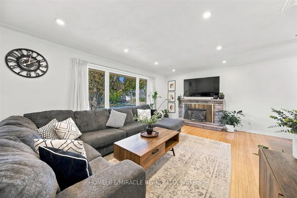 15 Meadow Road