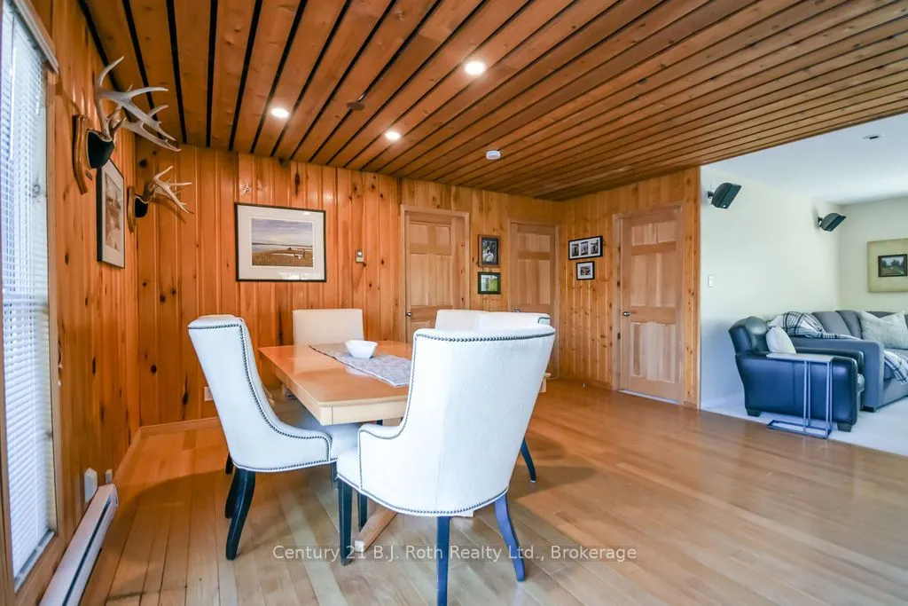 9 Severn River 403
