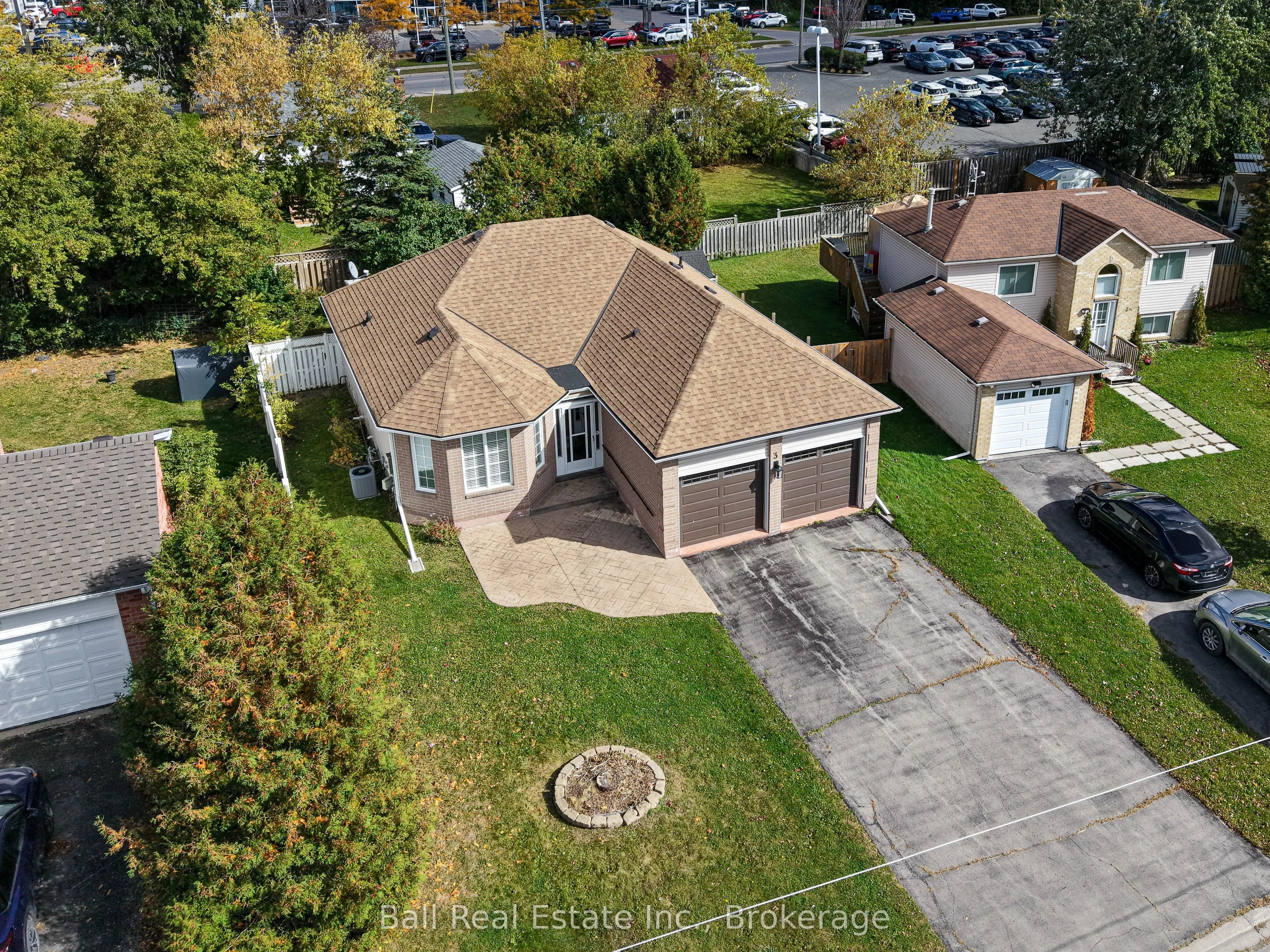 3 Elm Court