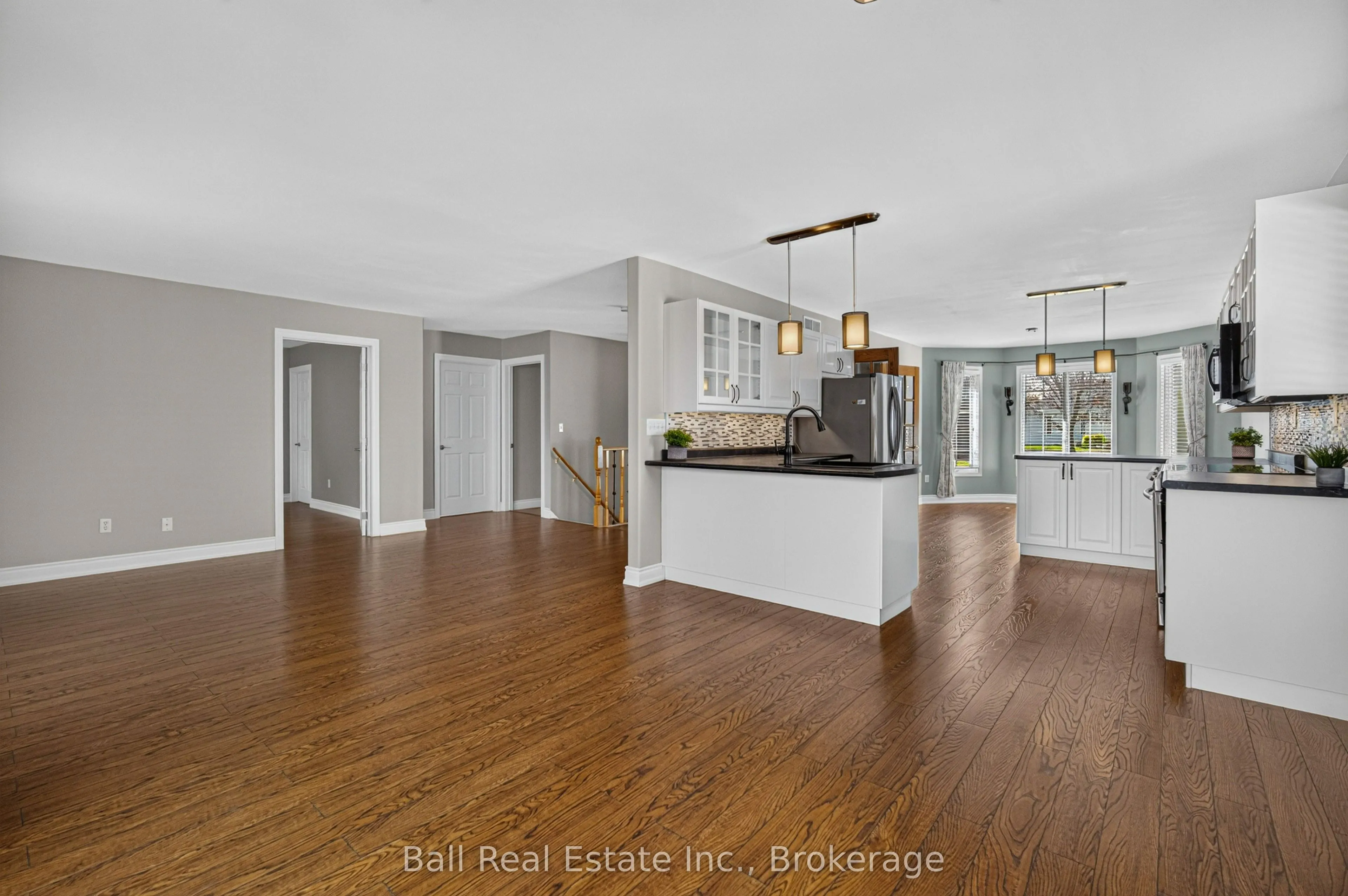 3 Elm Court