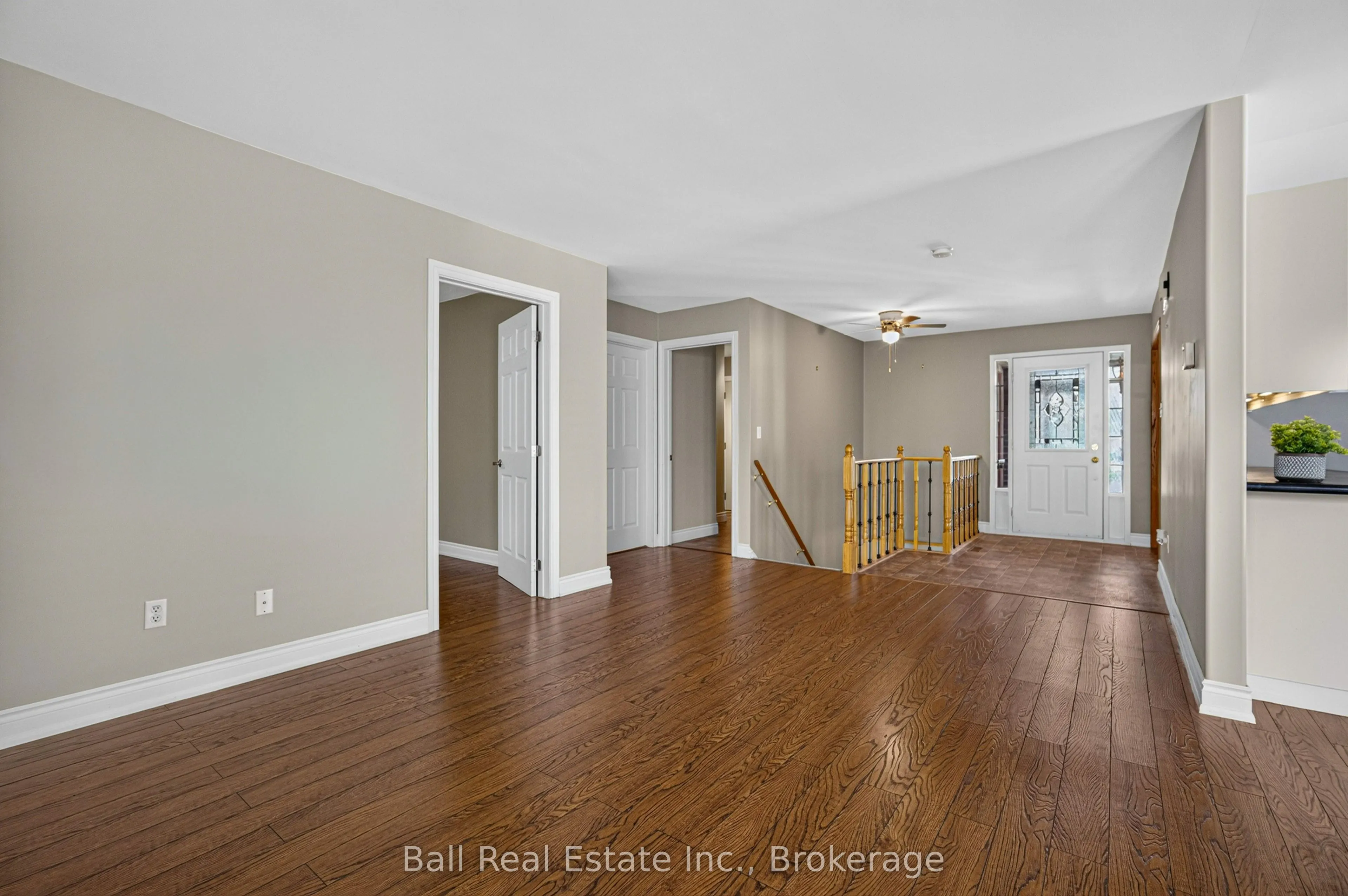 3 Elm Court