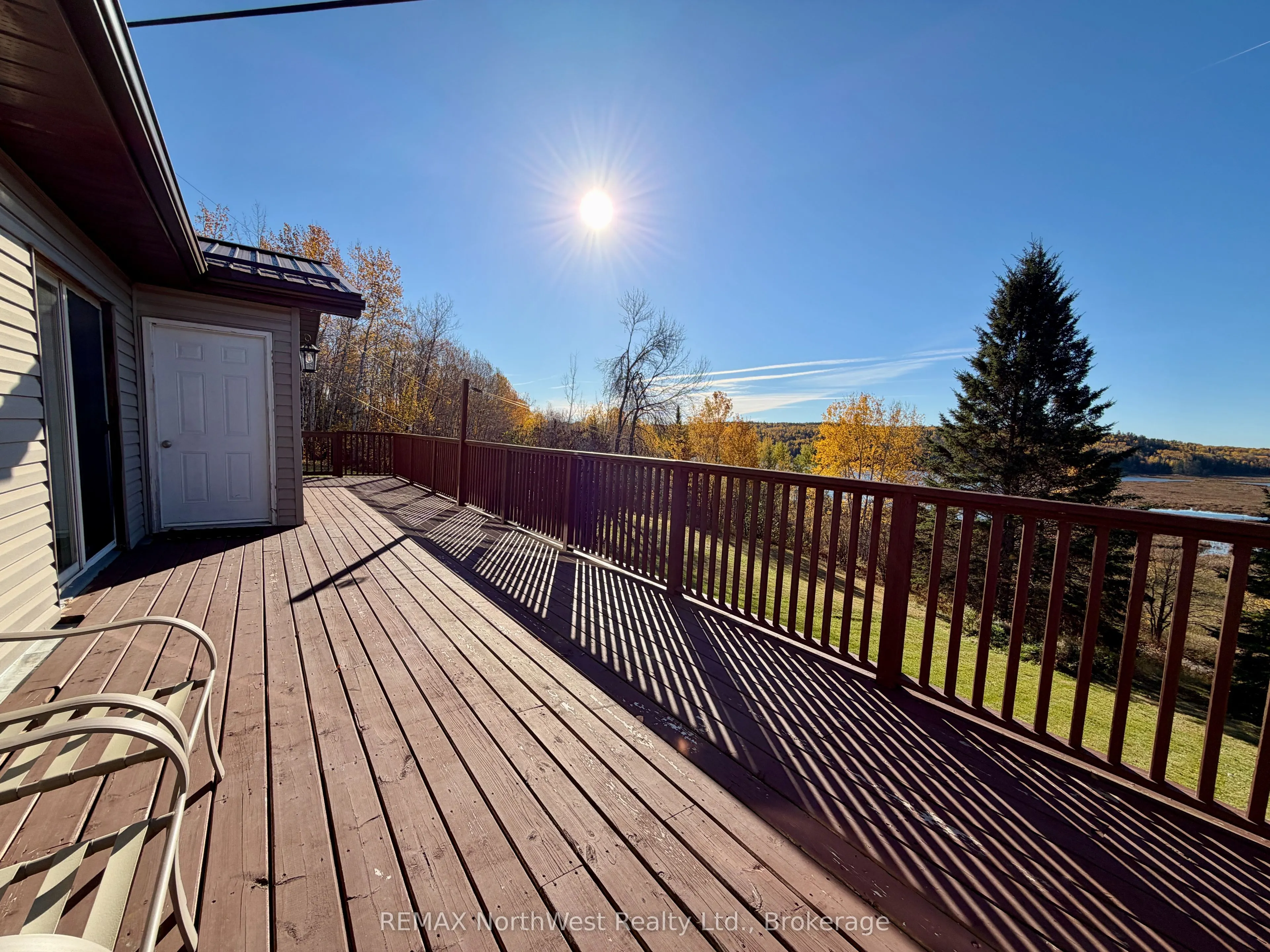 985 Muriel Lake Road