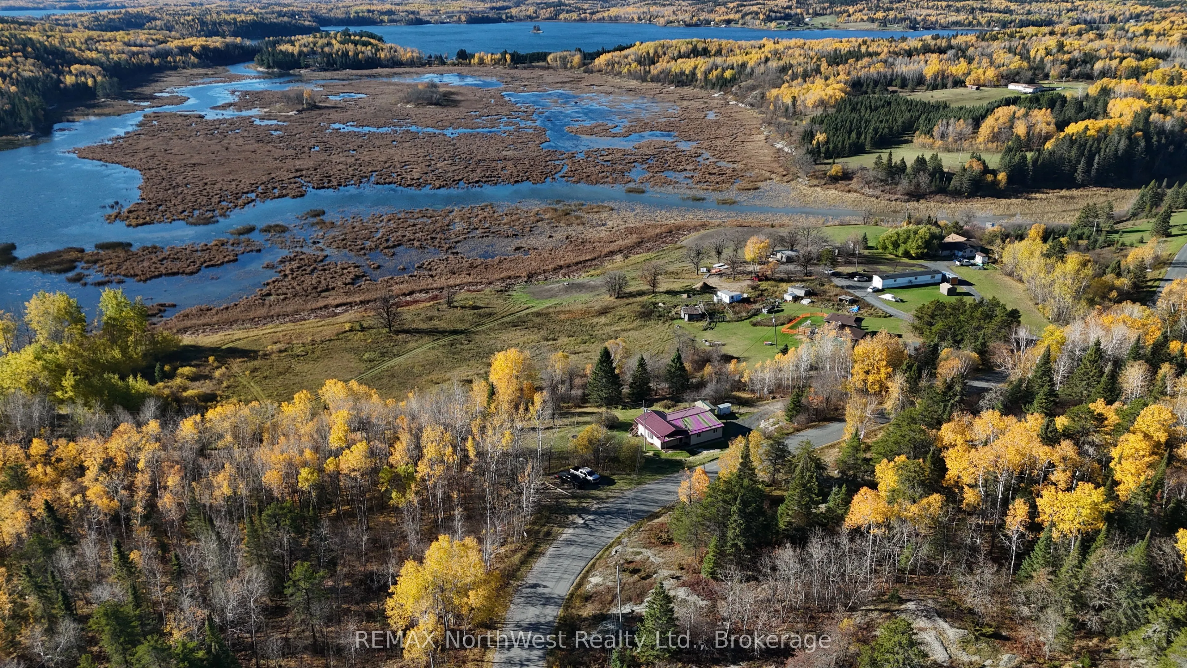 985 Muriel Lake Road