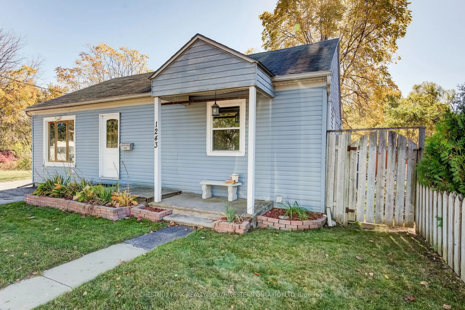 1243 Whitley Street