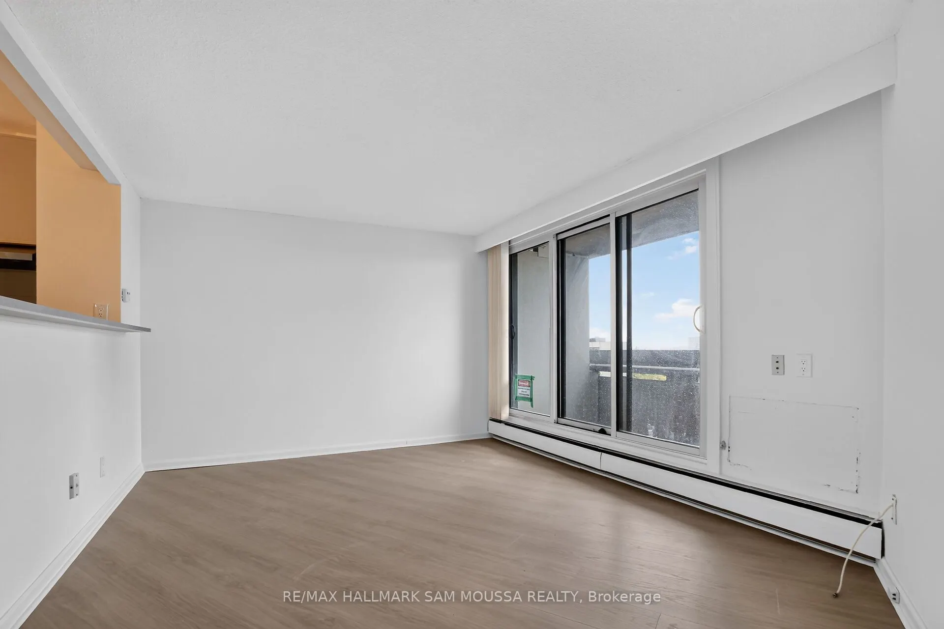 1171 Ambleside Drive #1309