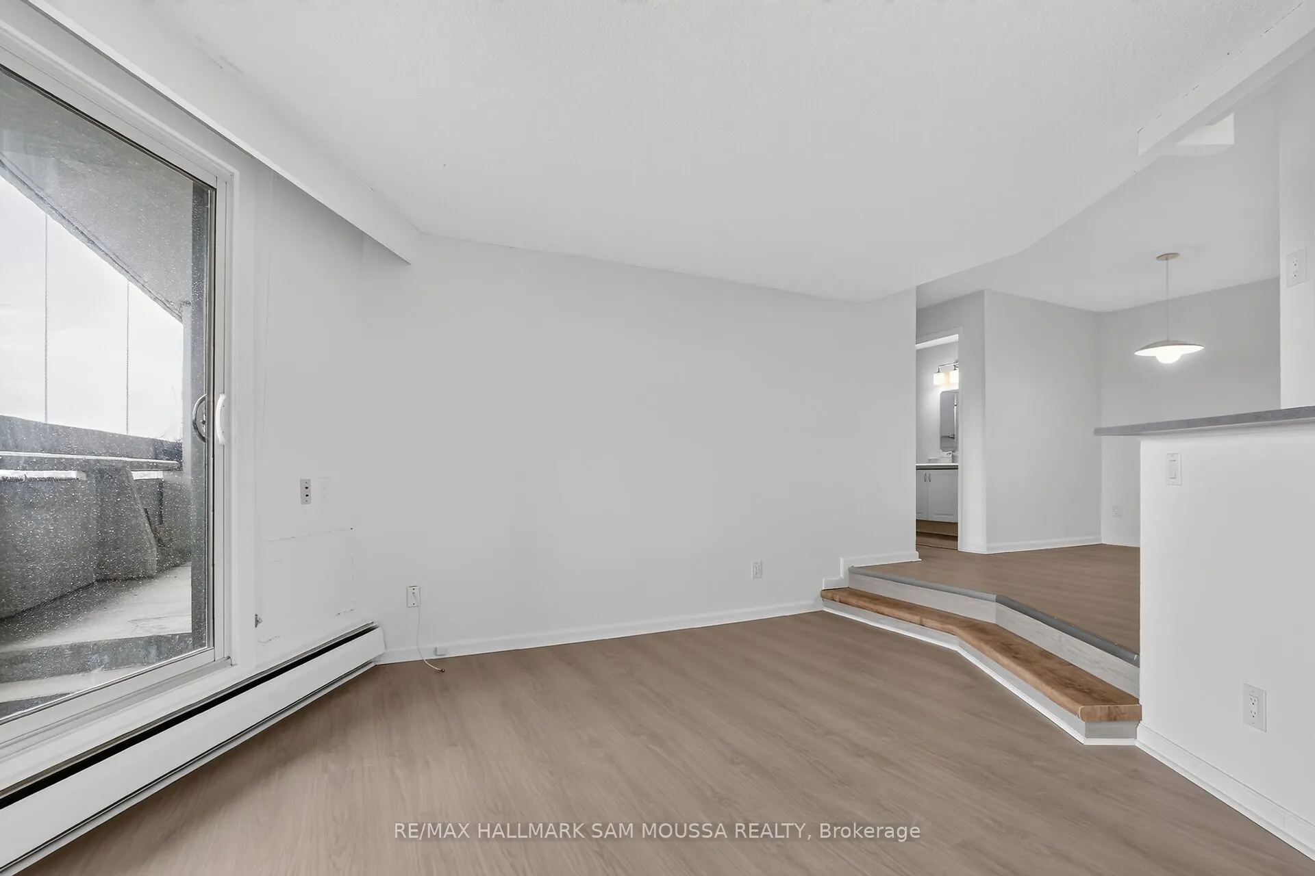 1171 Ambleside Drive #1309