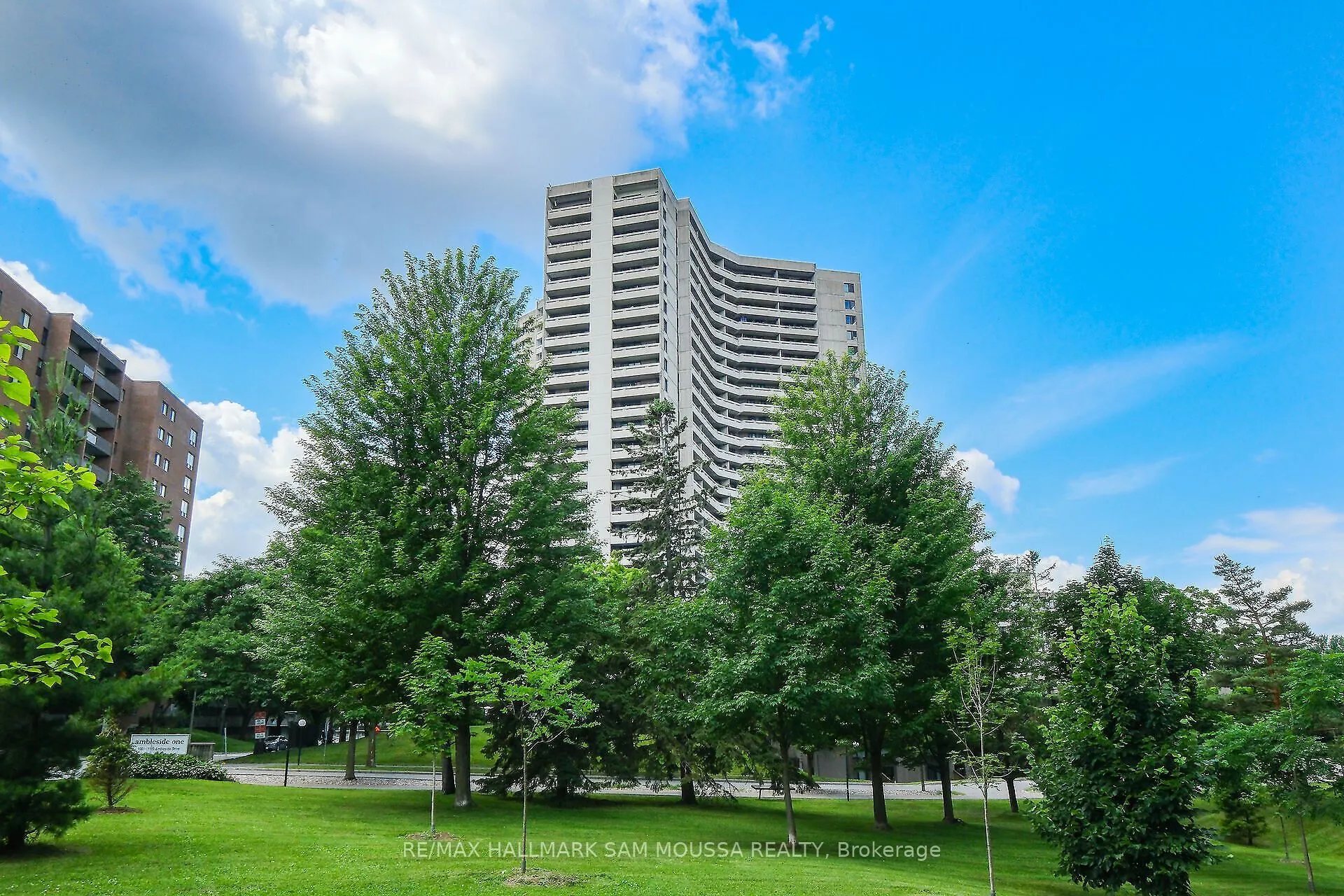 1171 Ambleside Drive #1309