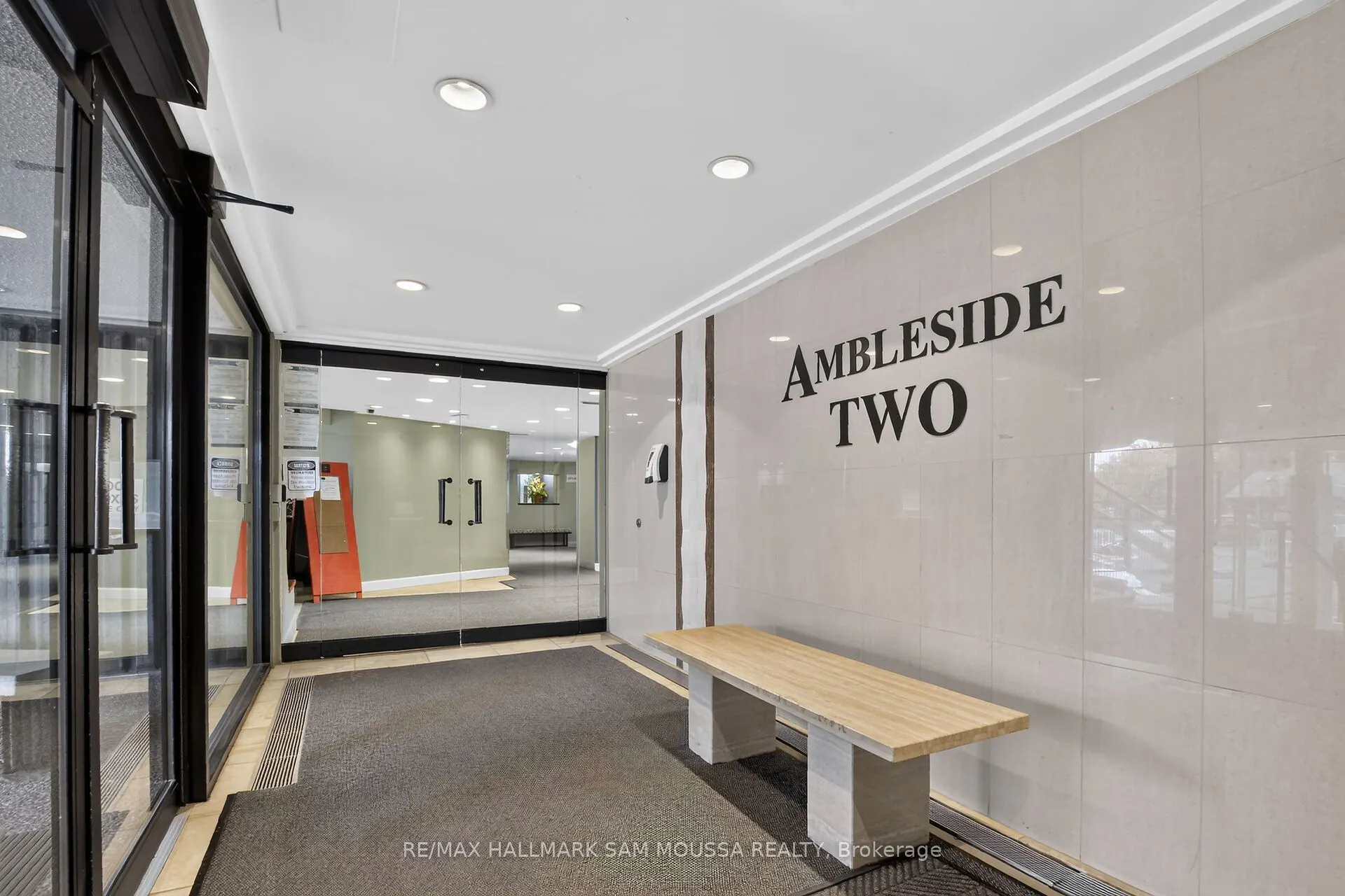 1171 Ambleside Drive #1309