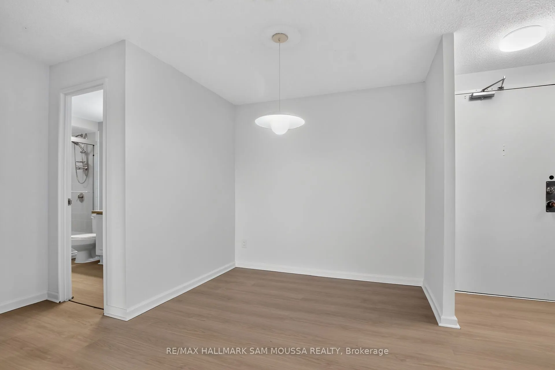 1171 Ambleside Drive #1309