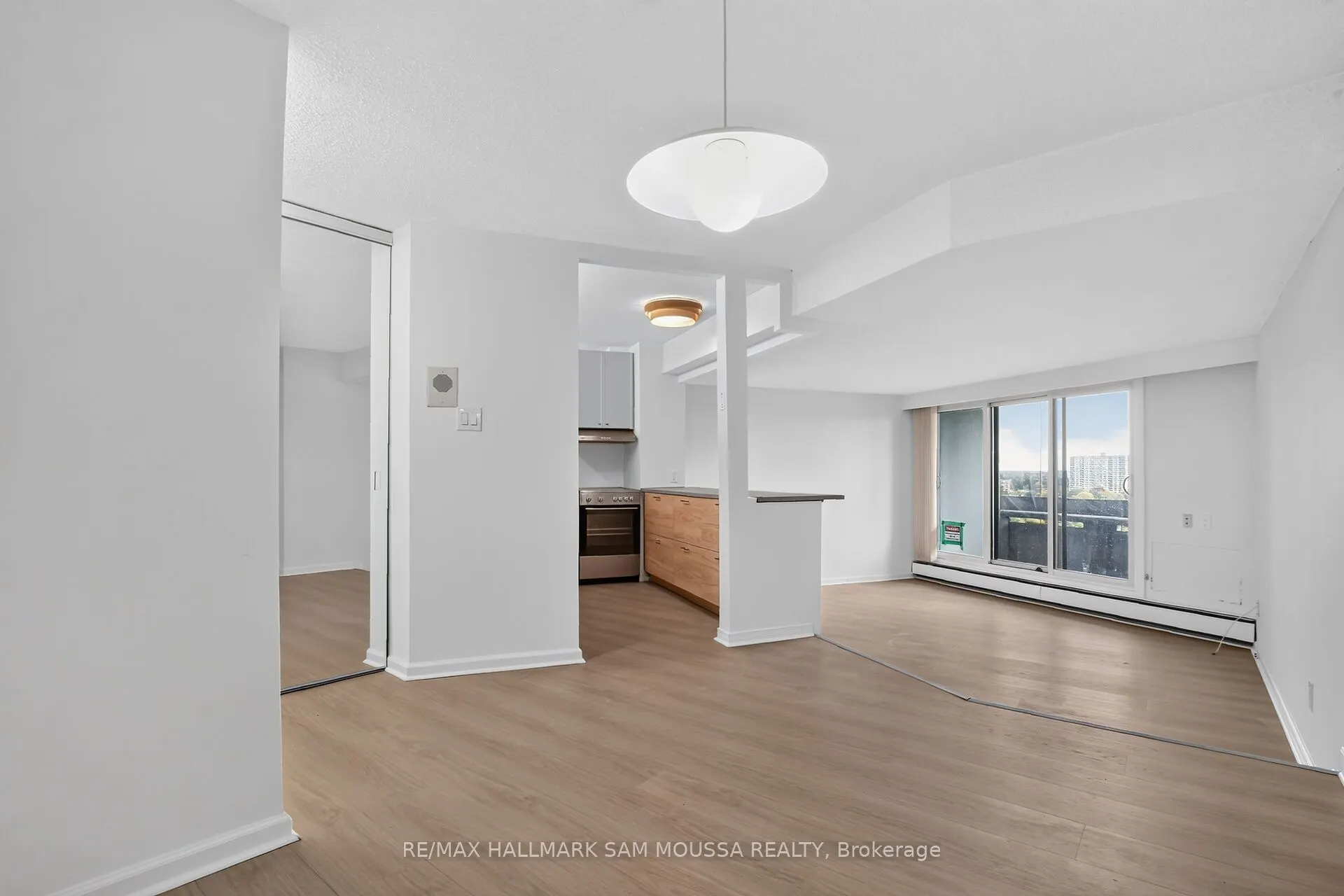 1171 Ambleside Drive #1309