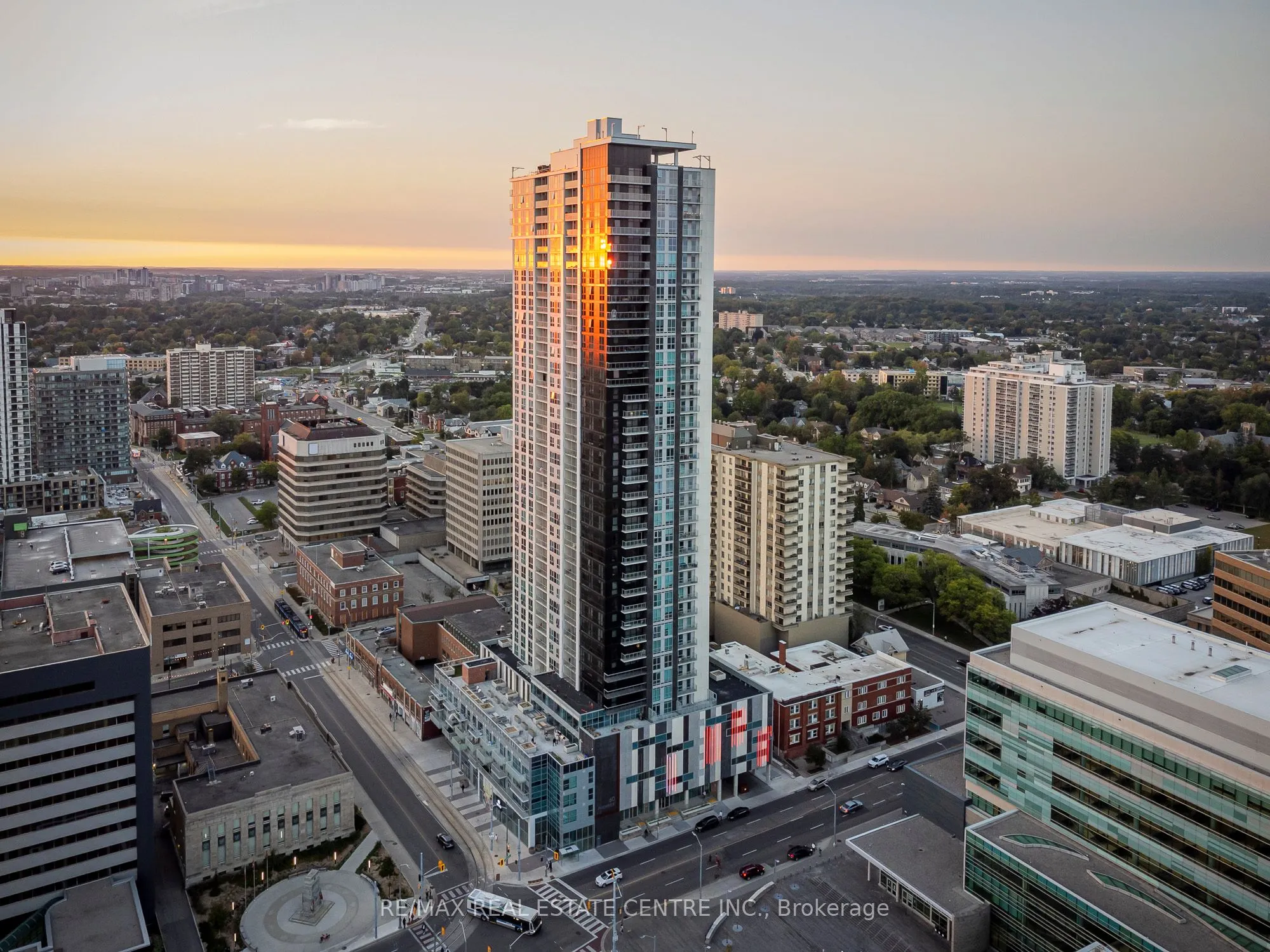 60 Frederick Street #3613