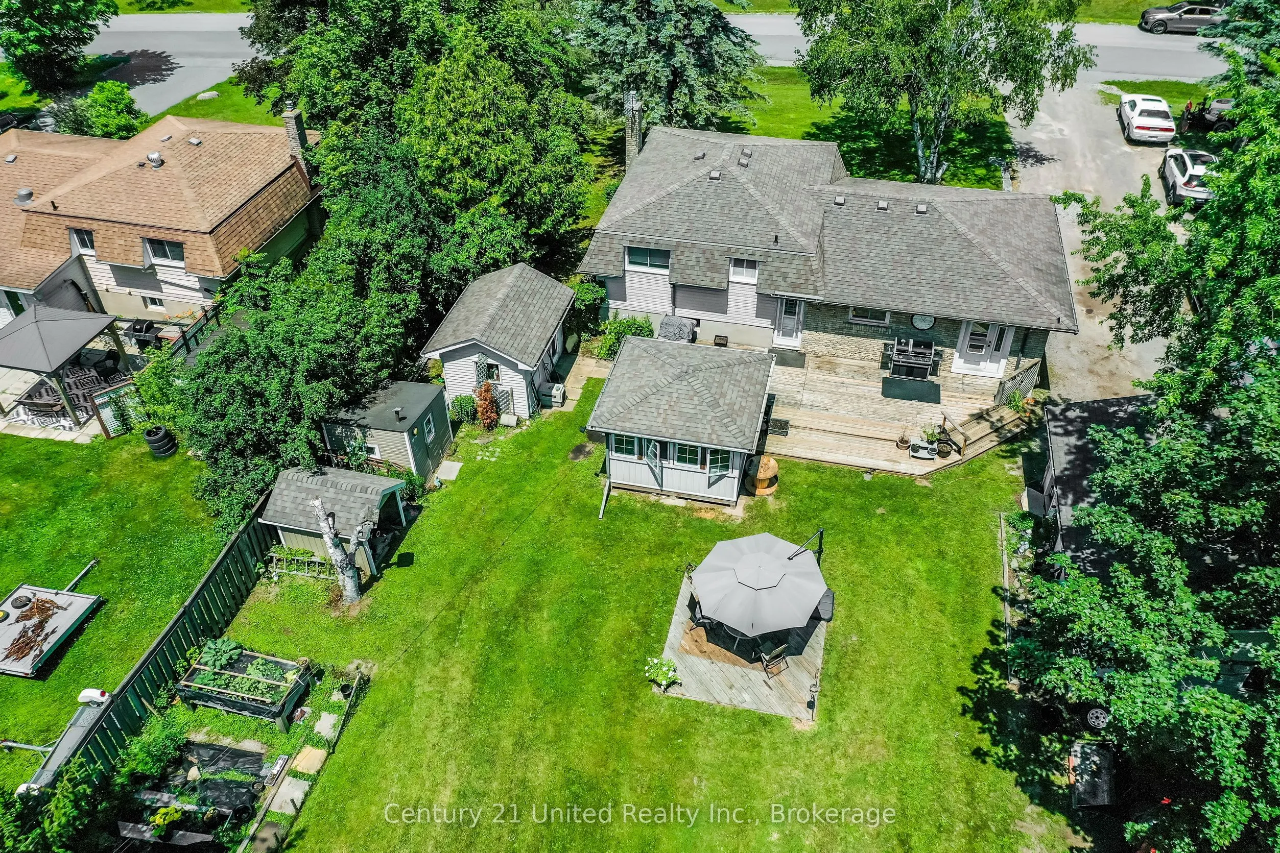 16 Janet Drive