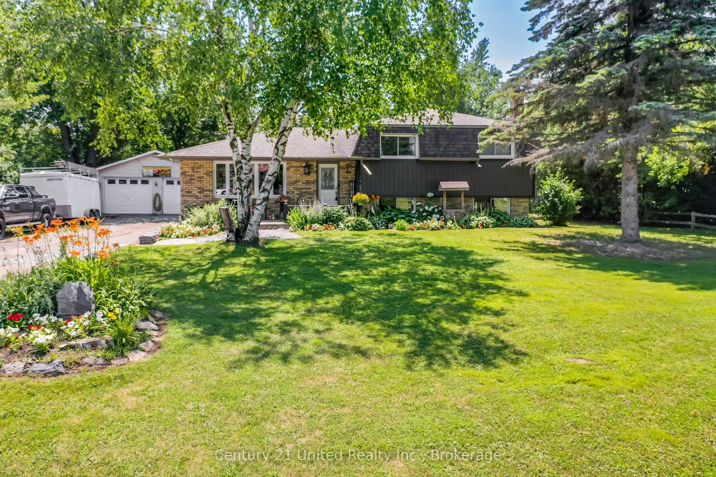 16 Janet Drive
