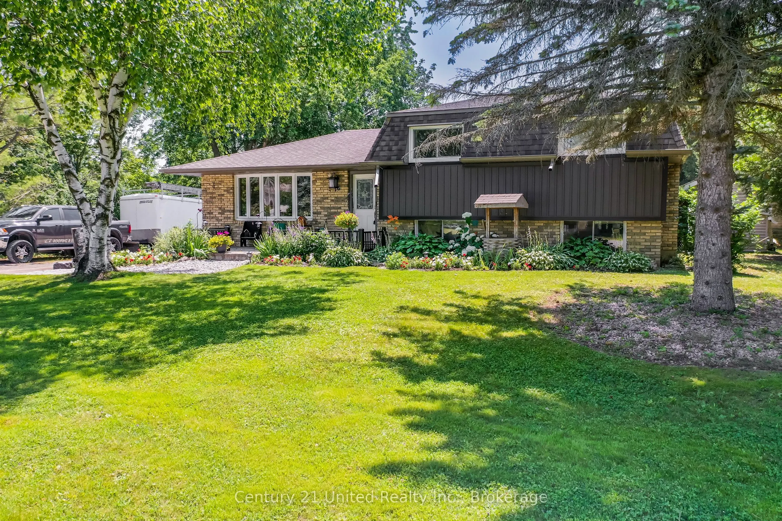 16 Janet Drive