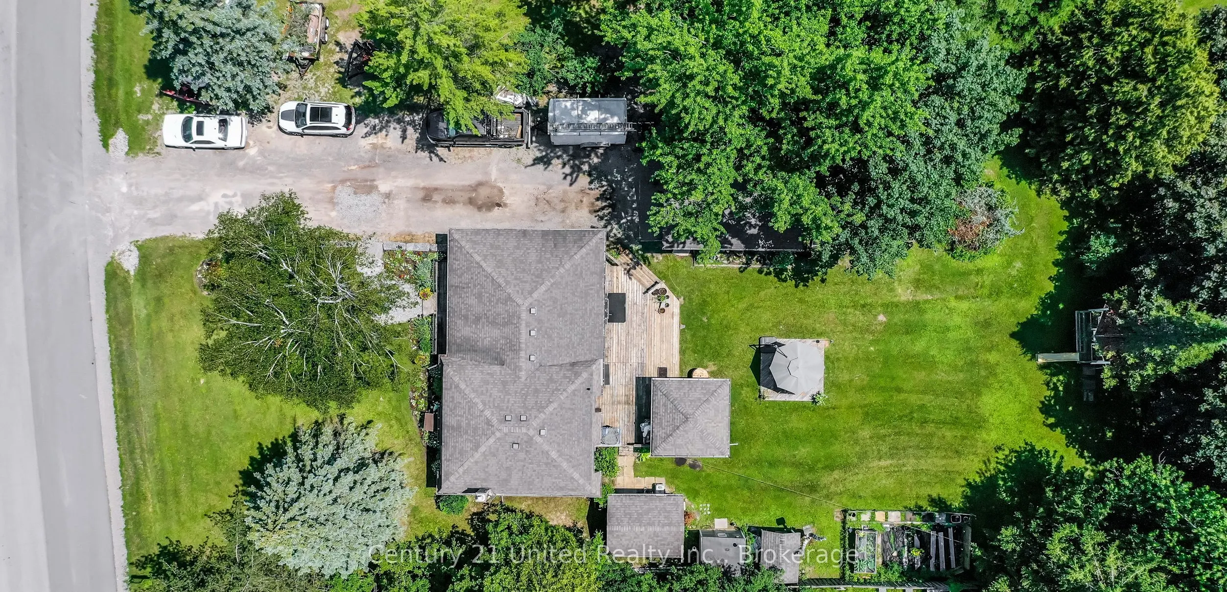 16 Janet Drive
