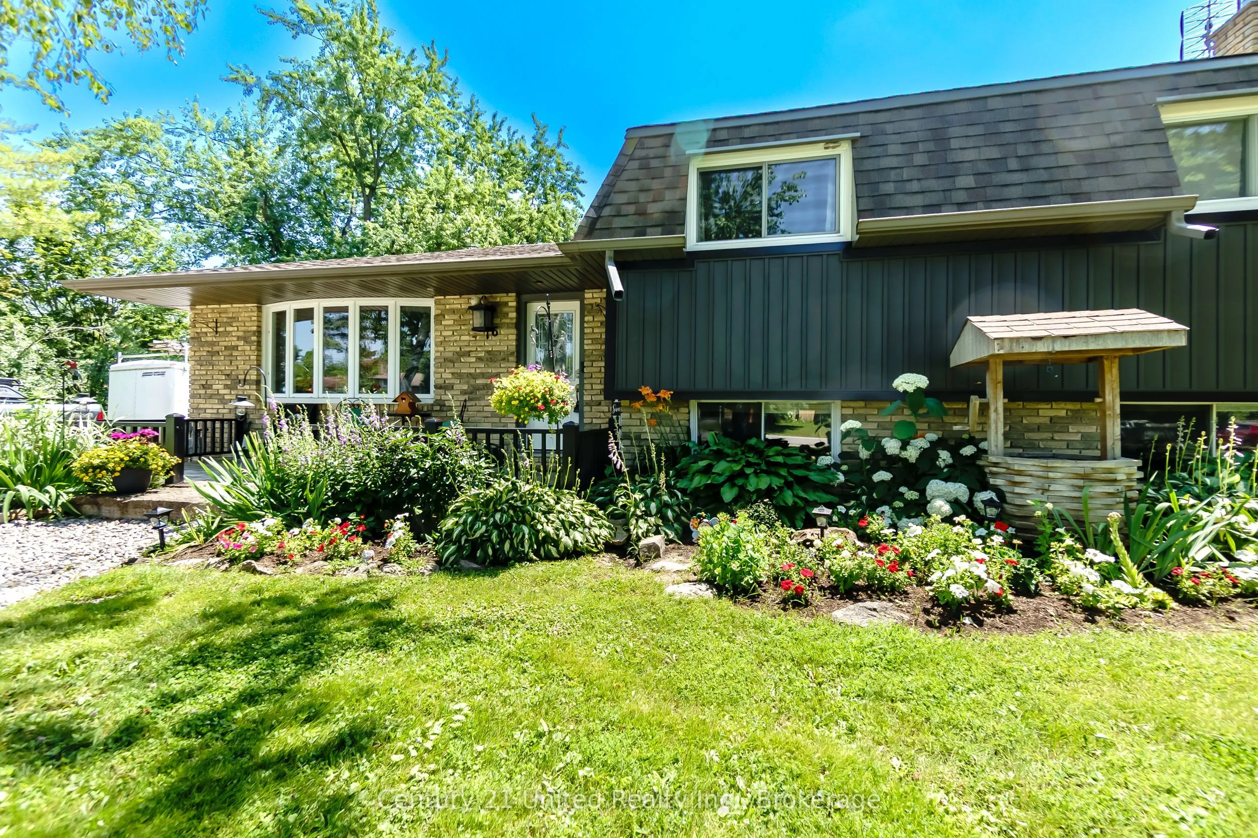 16 Janet Drive