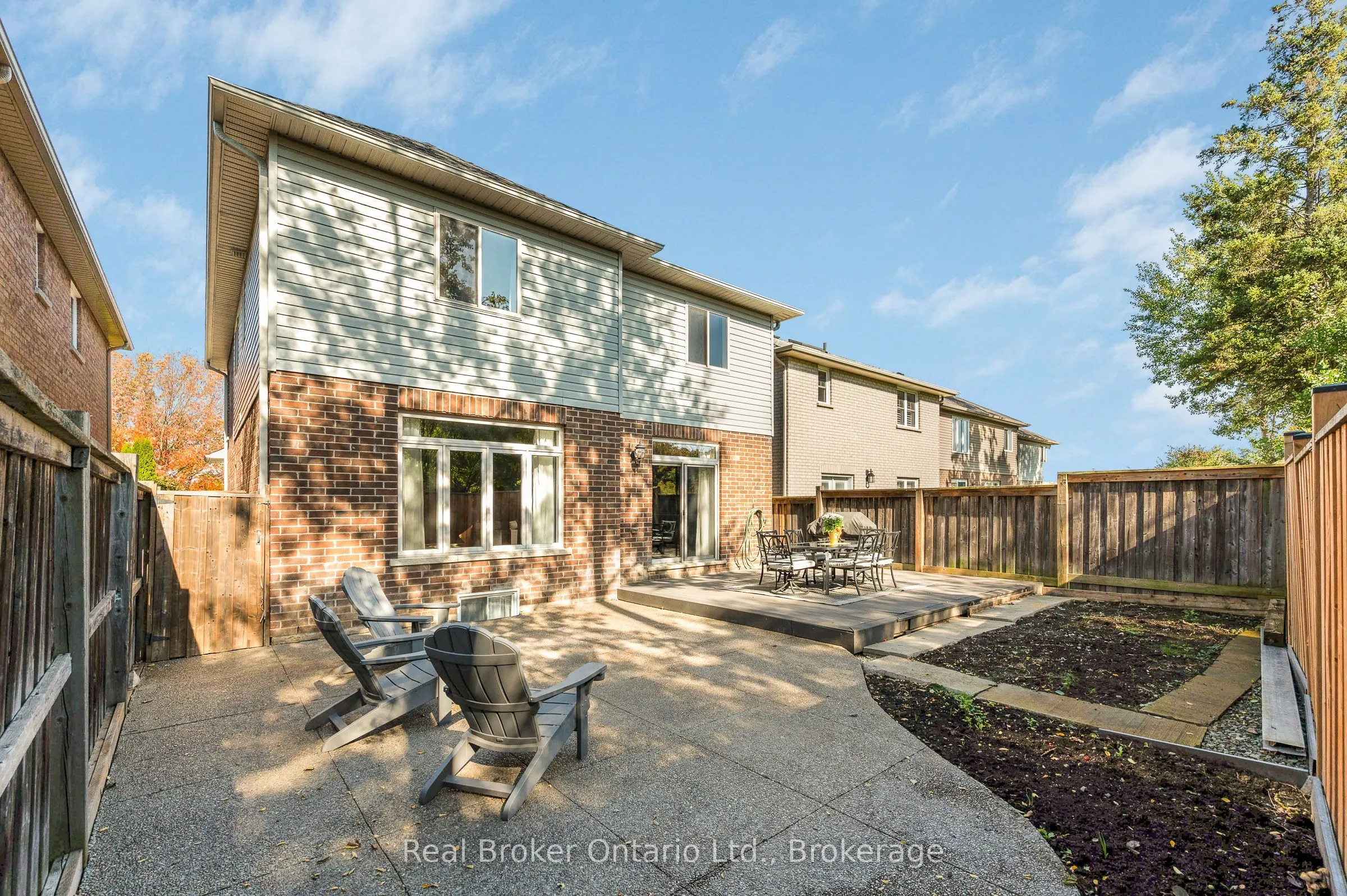 85 Kopperfield Lane