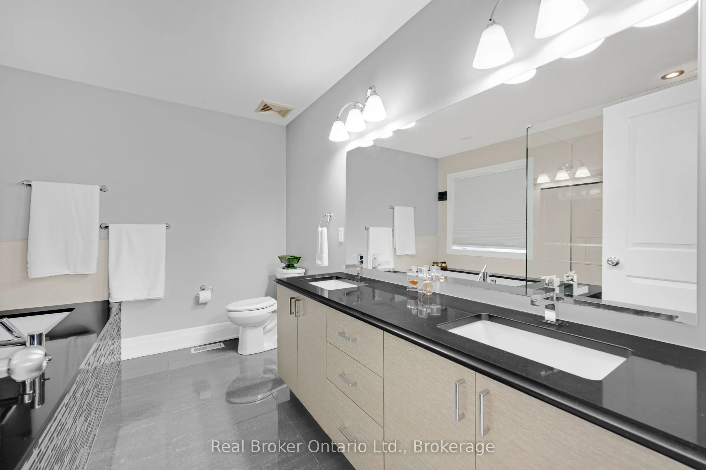 85 Kopperfield Lane