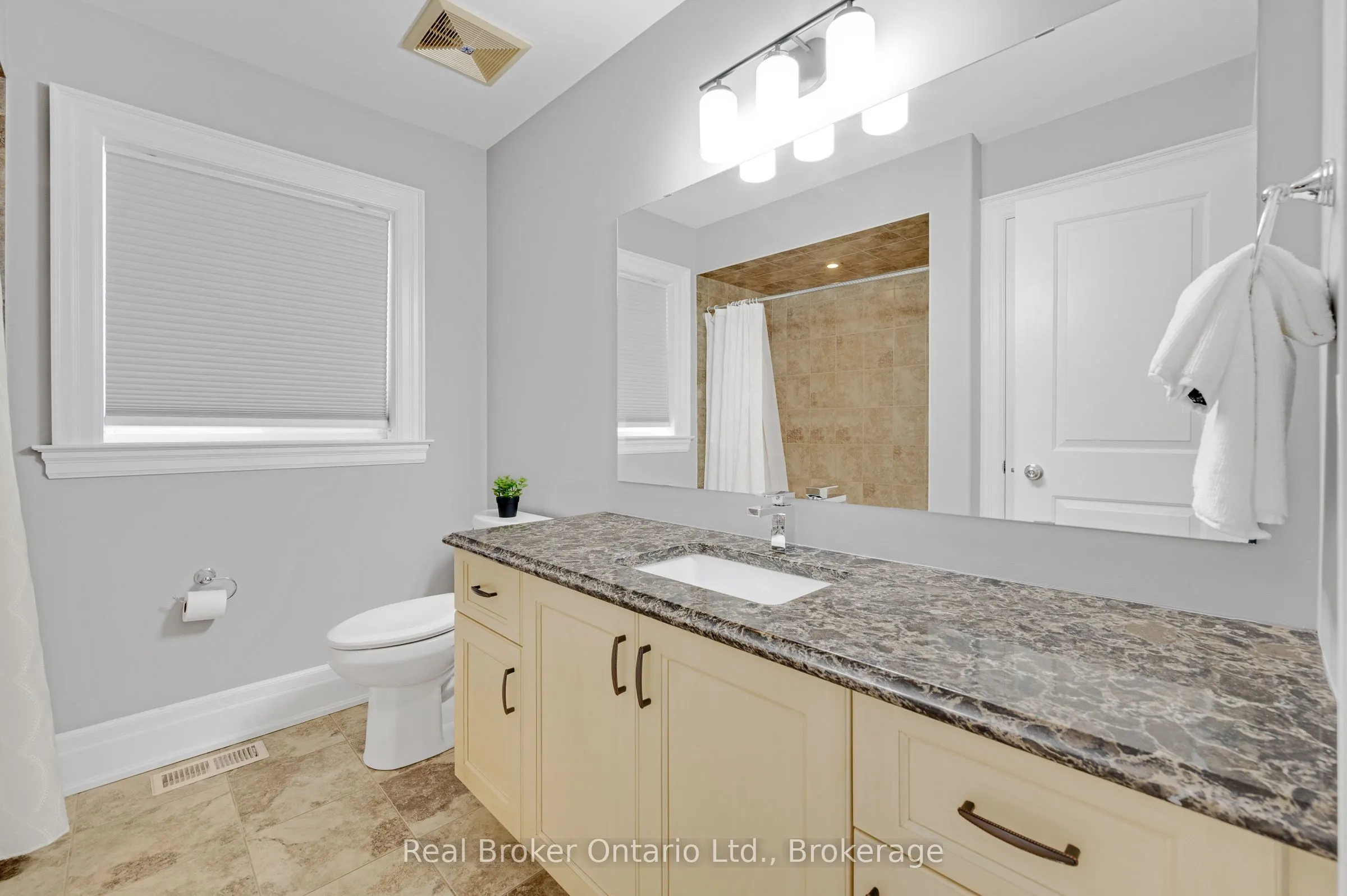 85 Kopperfield Lane