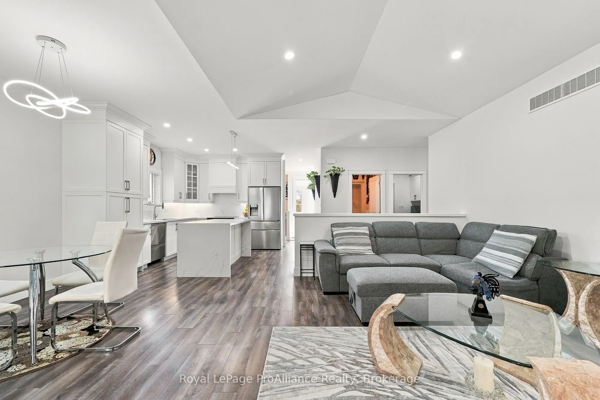 46 Birchmount Street