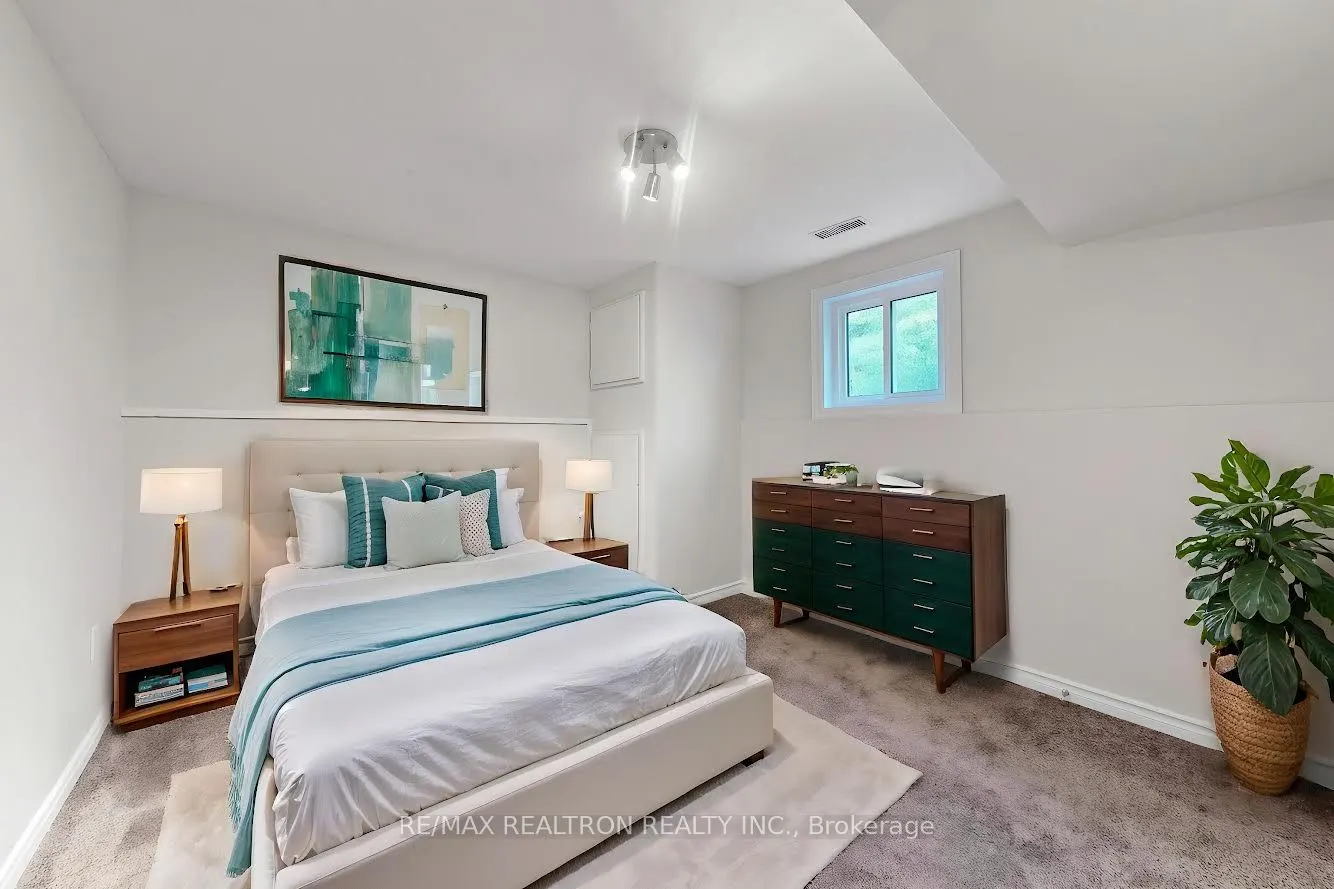 938 Whitefield Drive