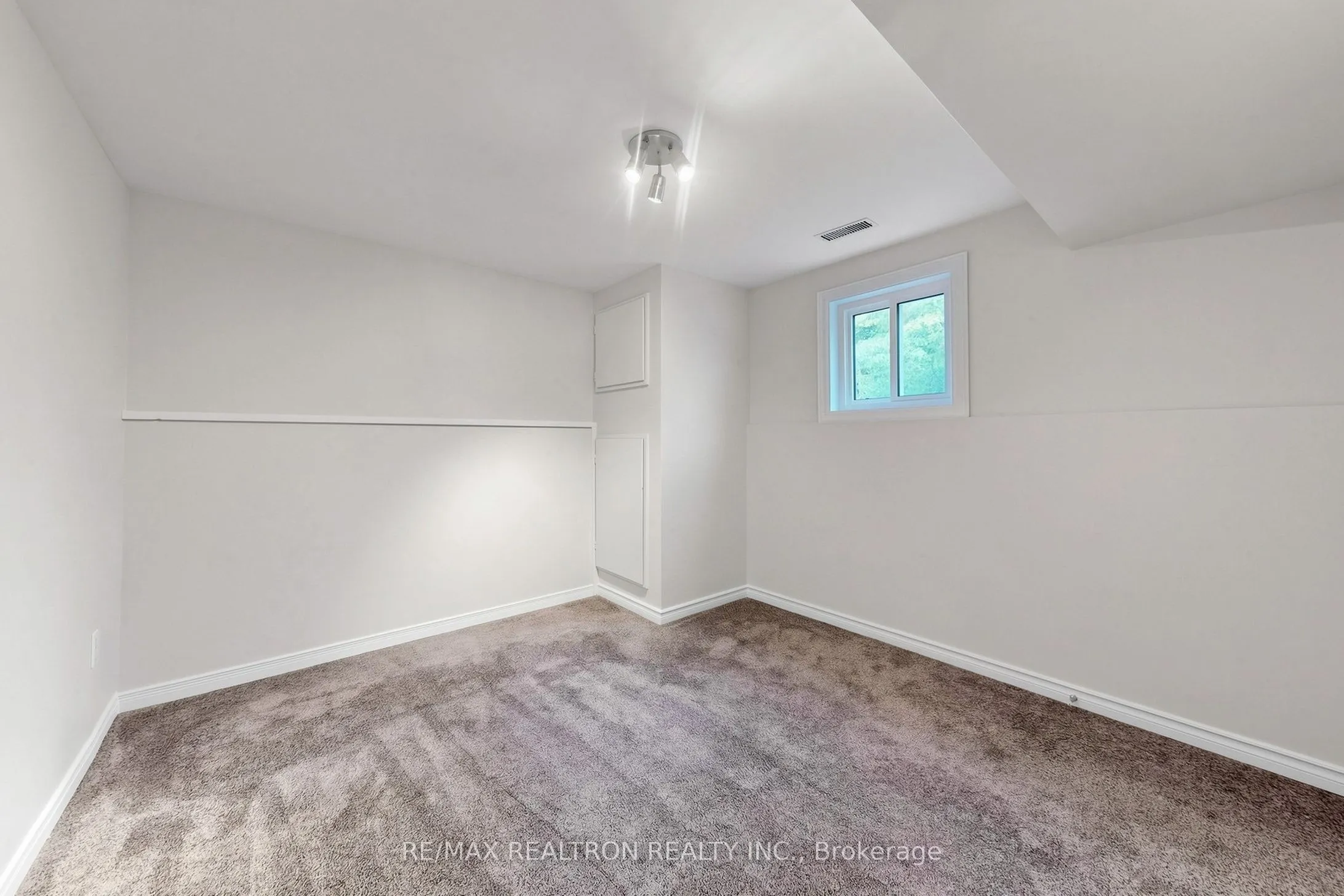 938 Whitefield Drive