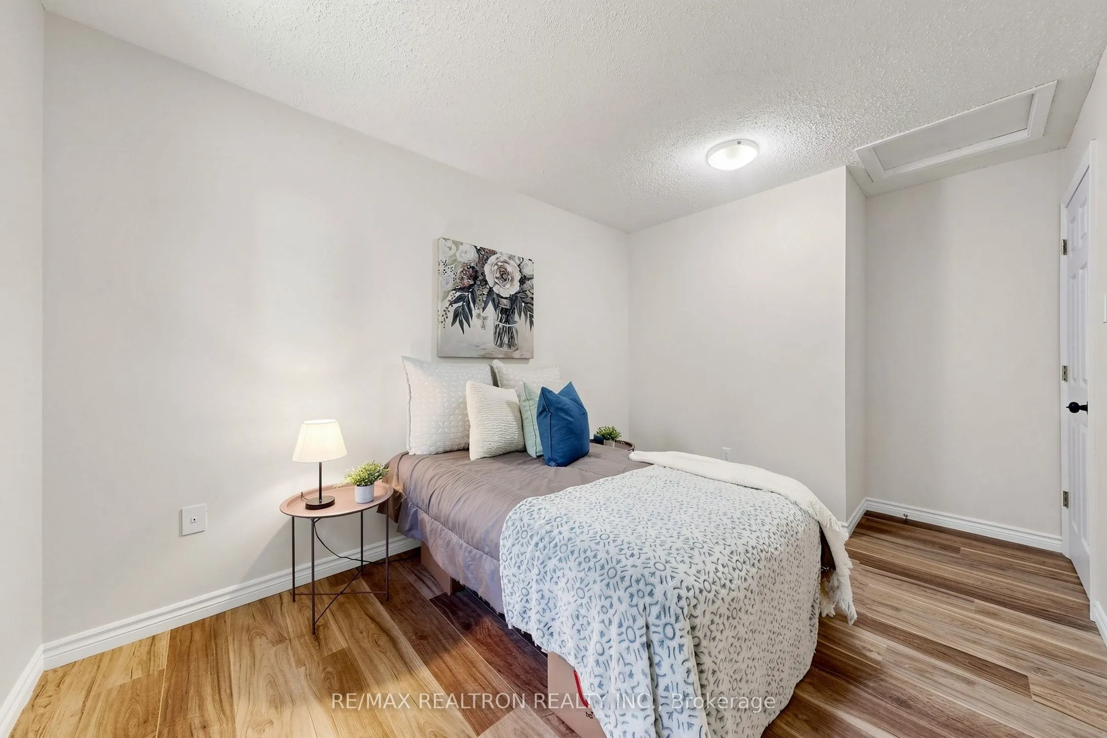 938 Whitefield Drive