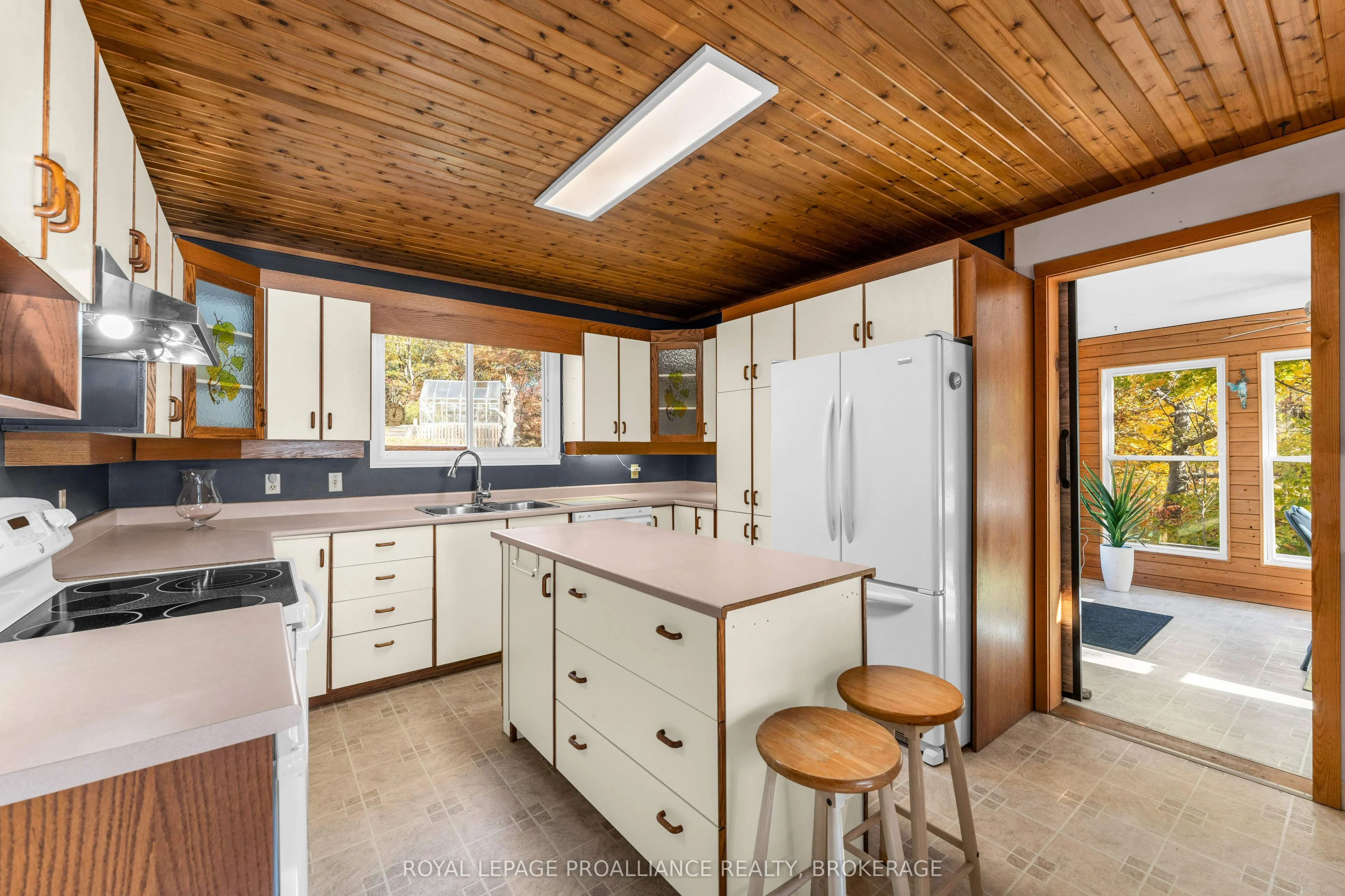 2089 Crow Lake Road