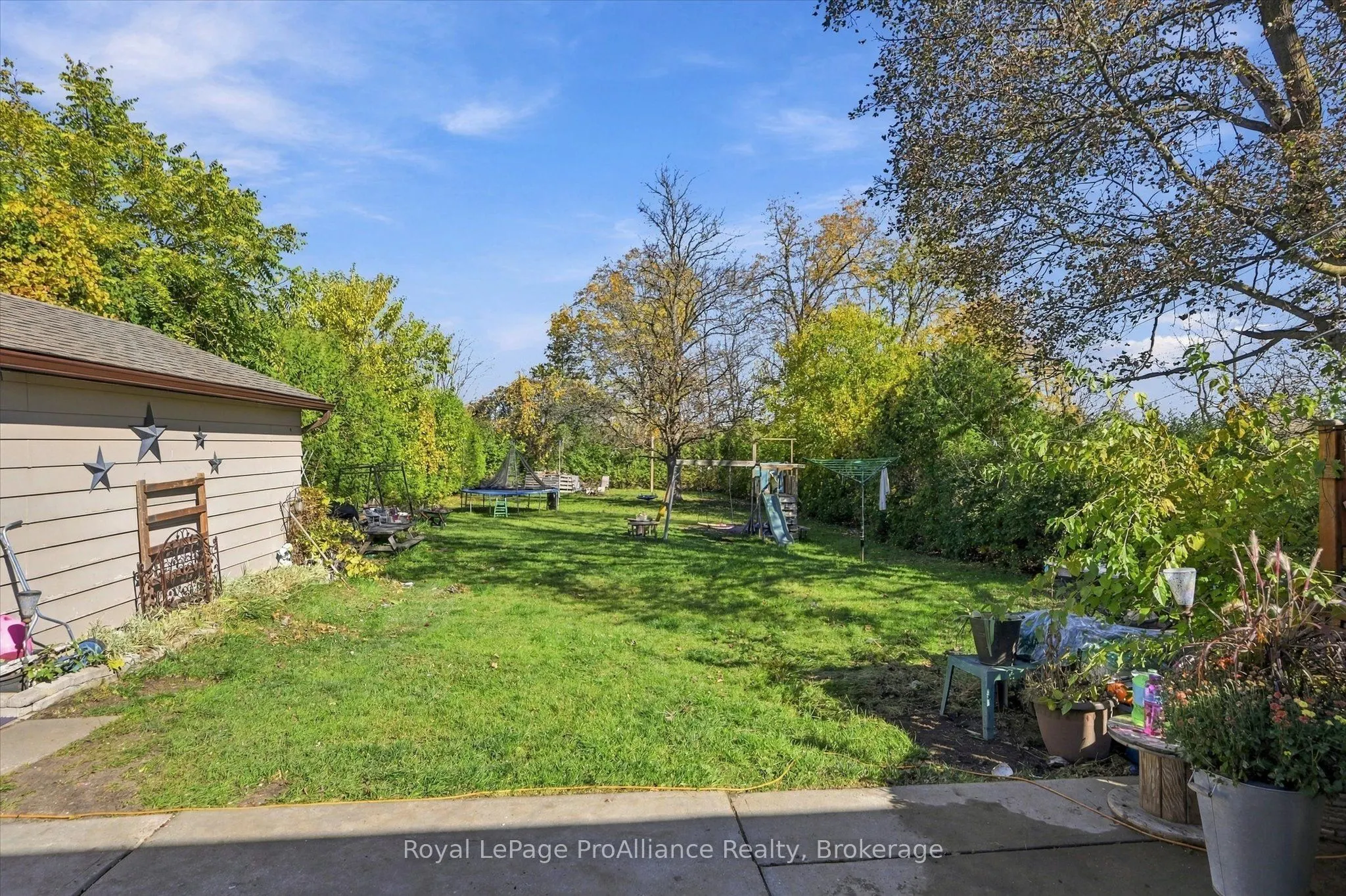 854 Barnardo Avenue