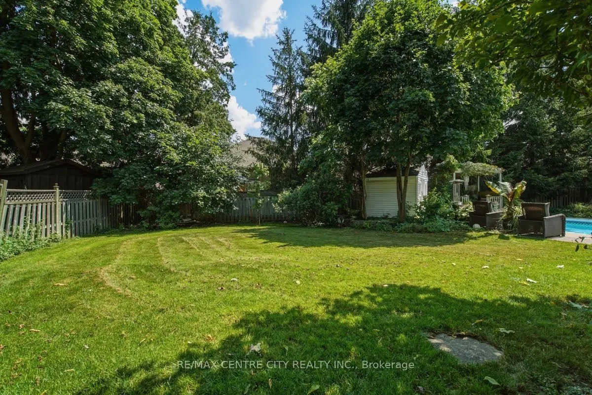 7 Northcrest Drive