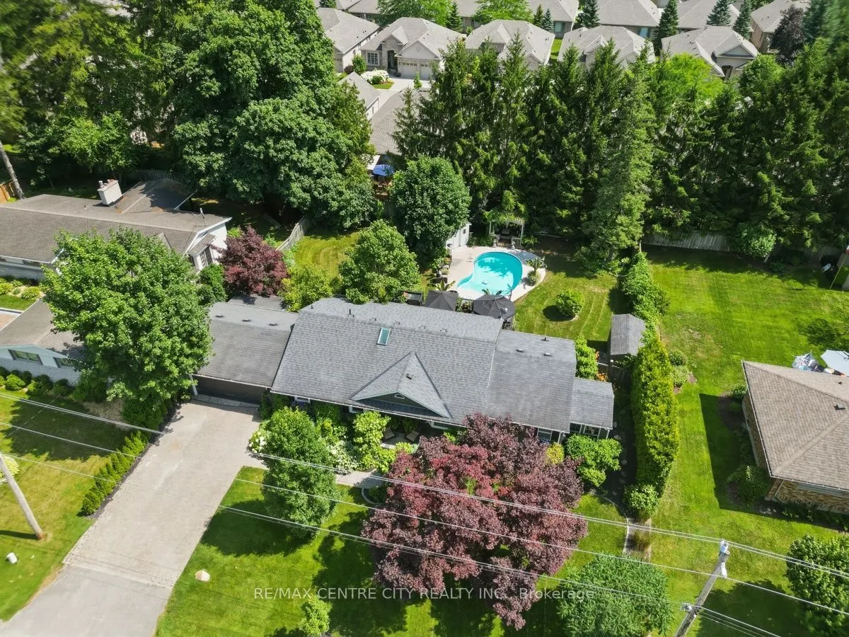 7 Northcrest Drive