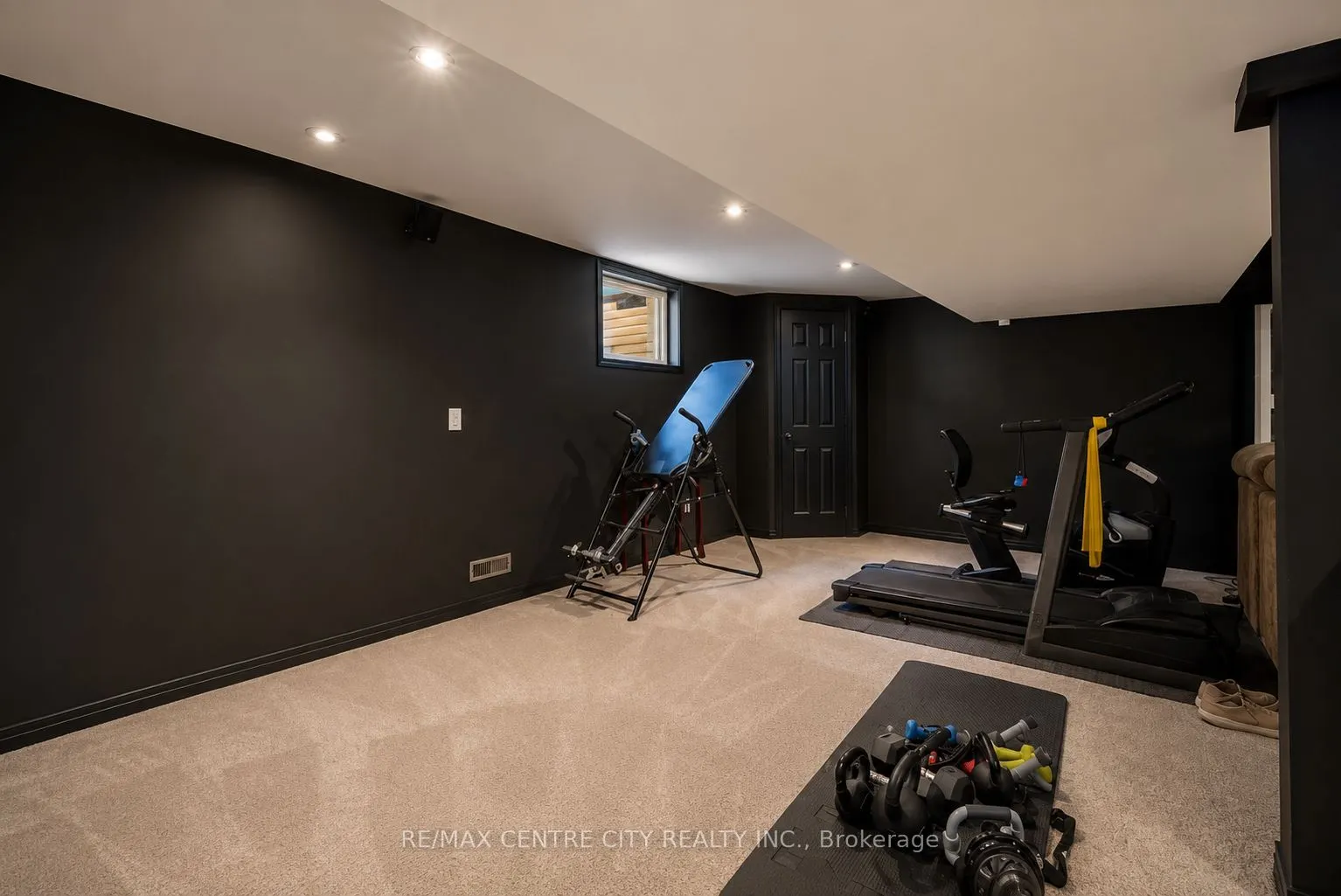 7 Northcrest Drive