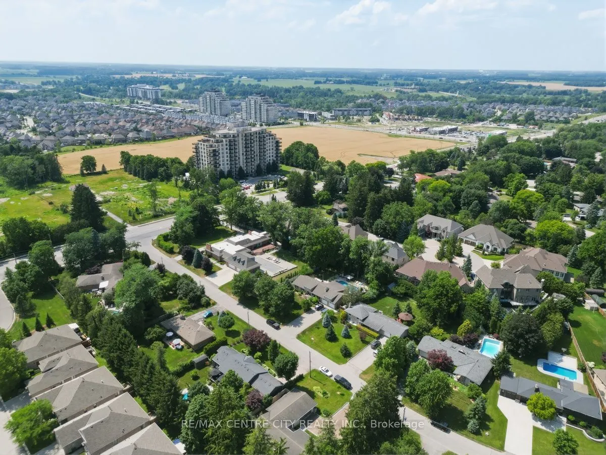 7 Northcrest Drive