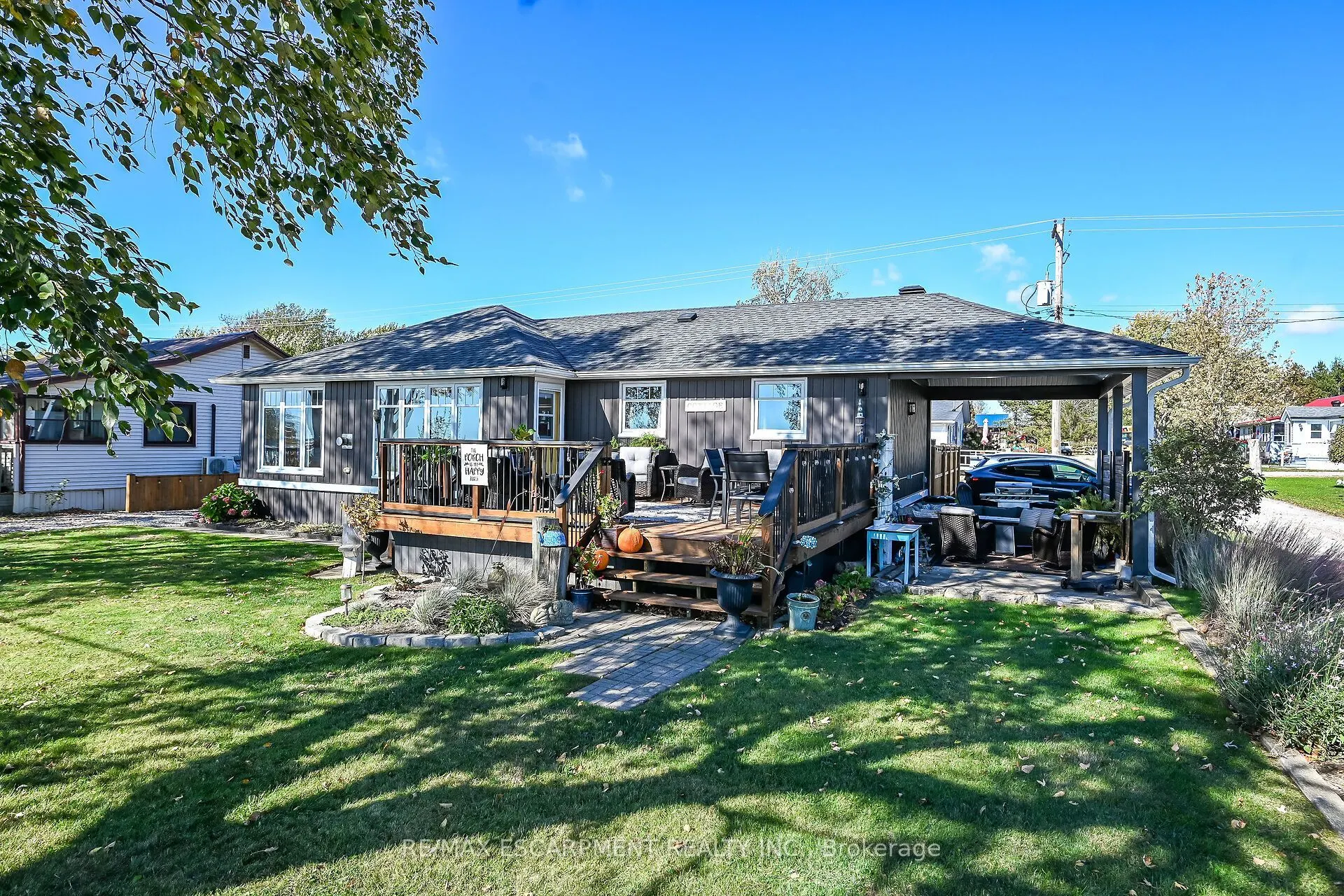 233 Blue Water Parkway