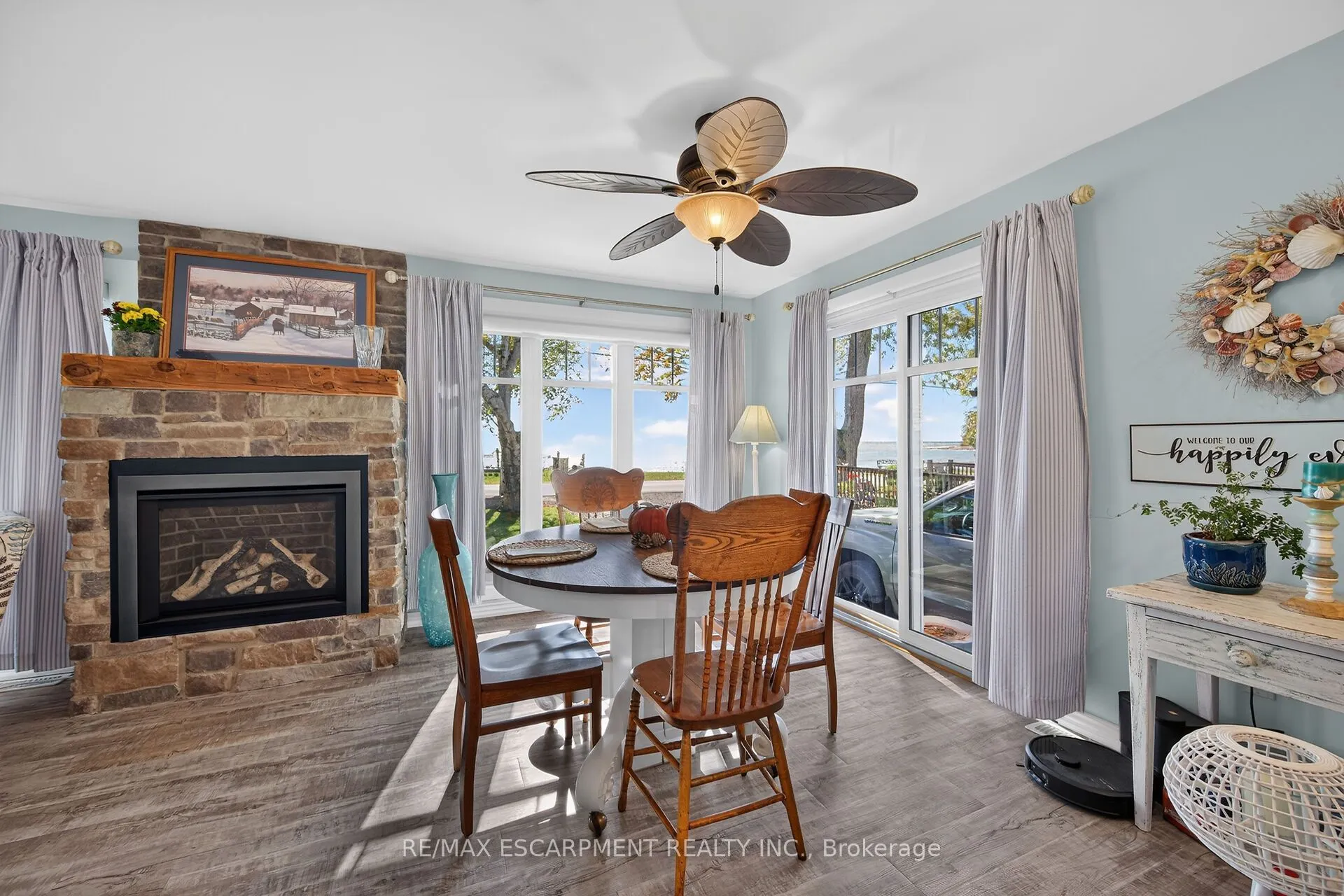 233 Blue Water Parkway