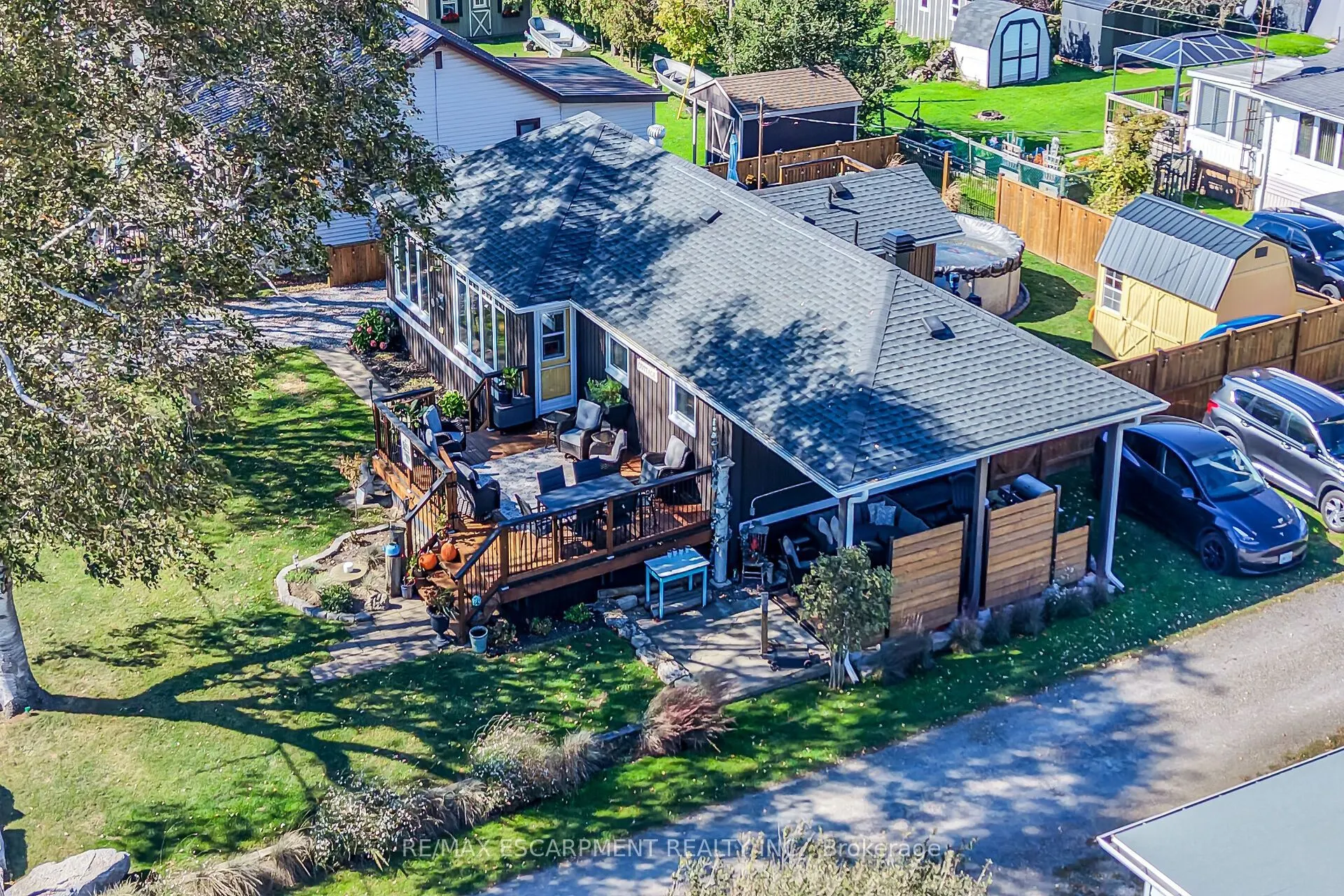 233 Blue Water Parkway