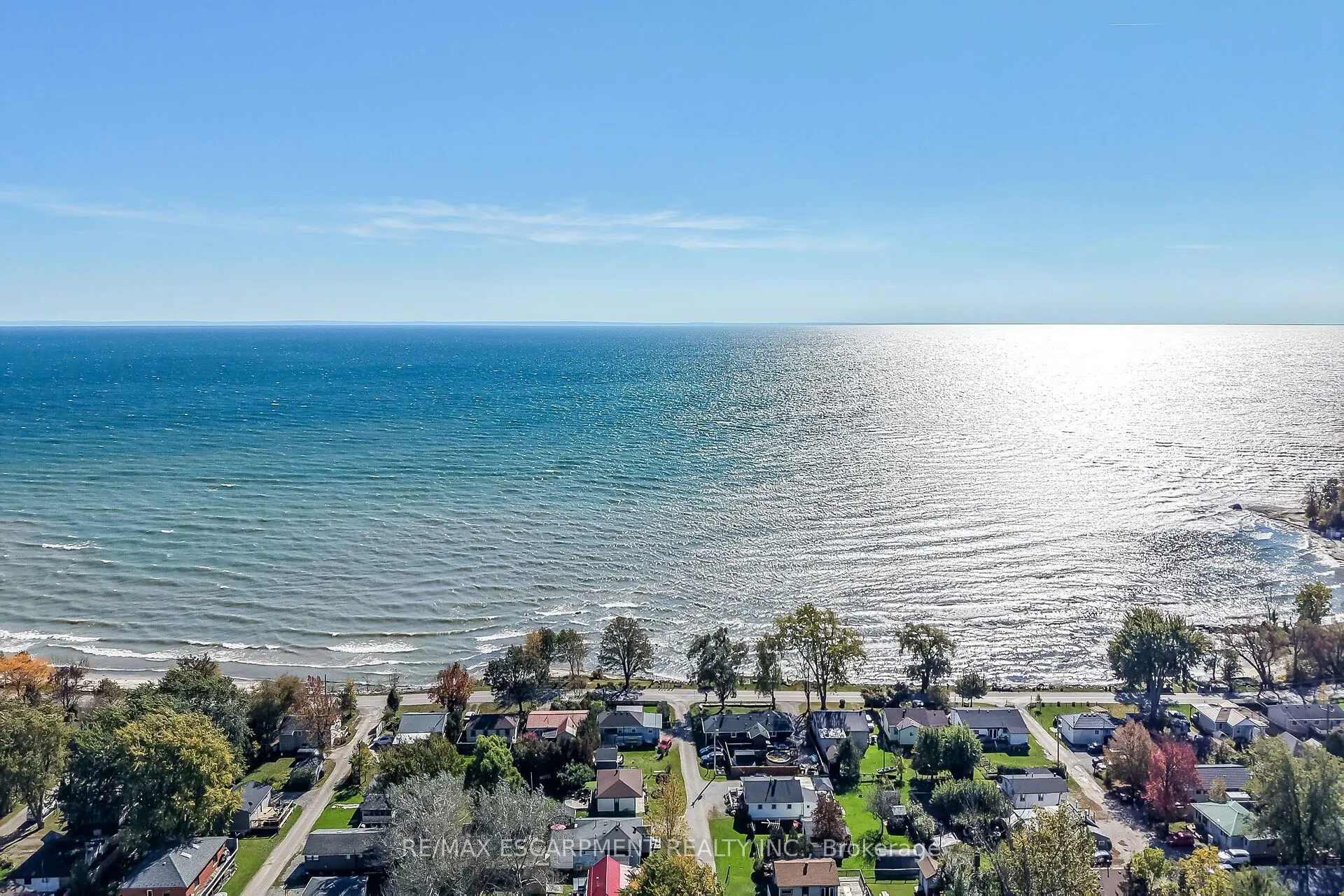 233 Blue Water Parkway