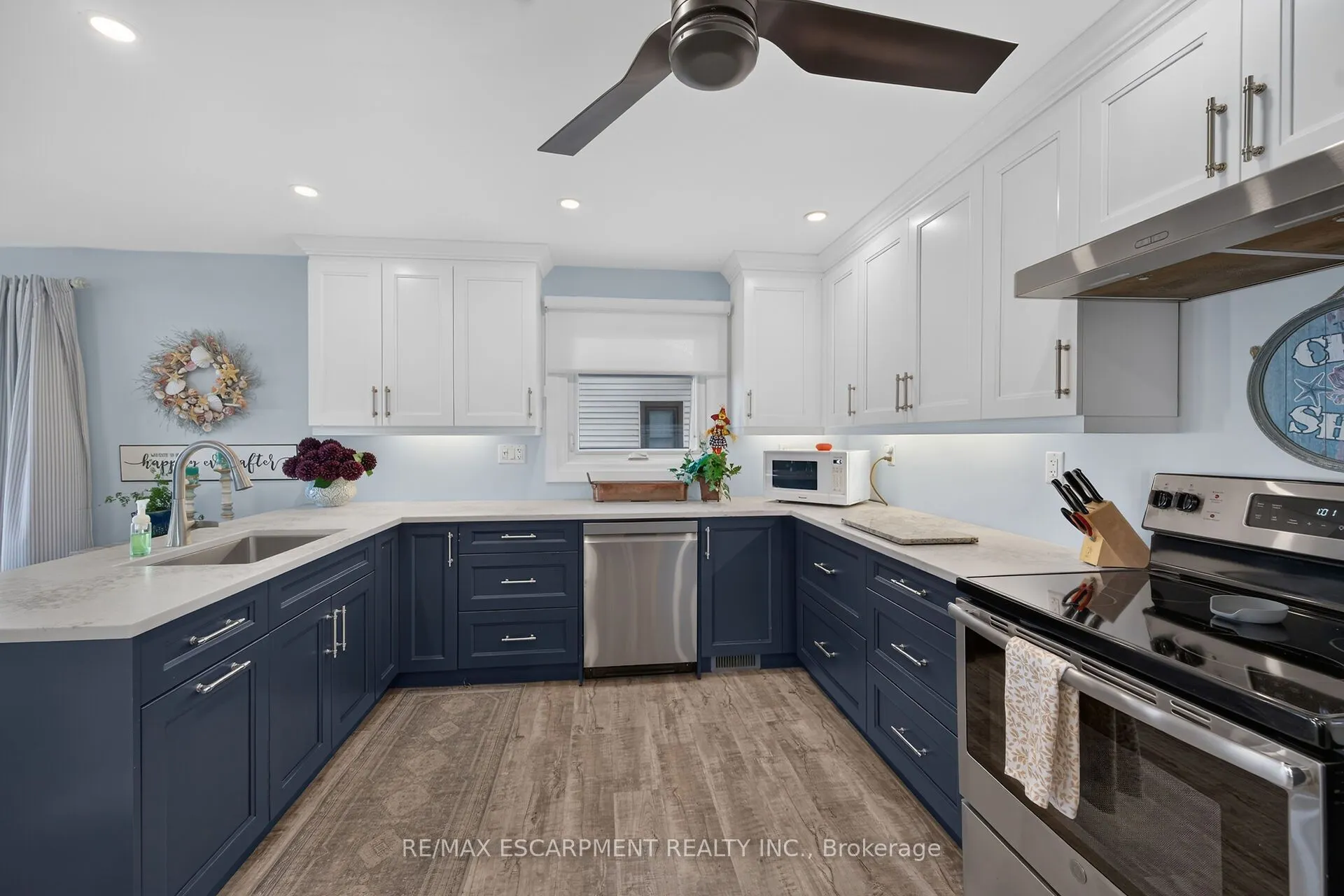 233 Blue Water Parkway