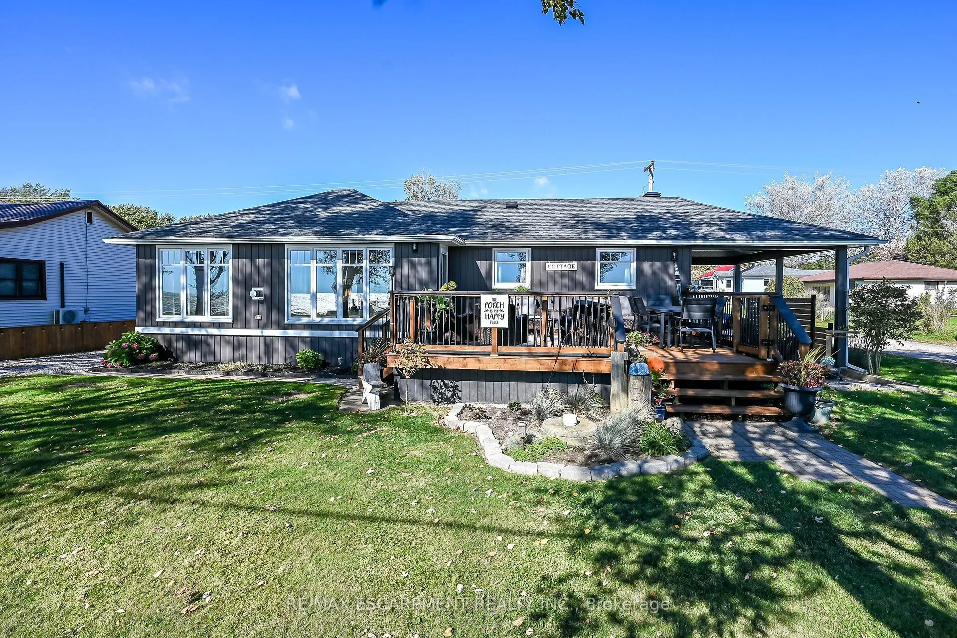 233 Blue Water Parkway