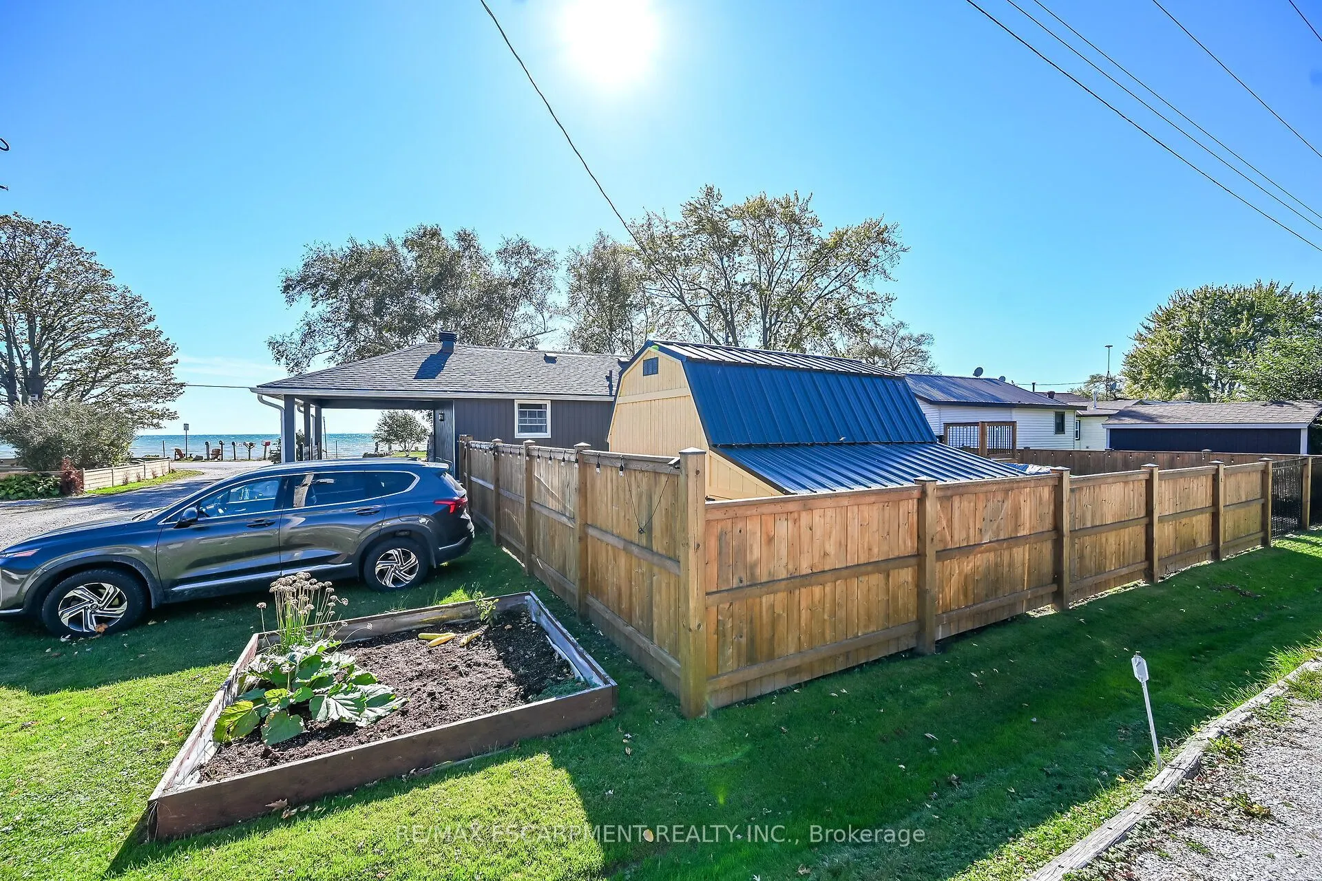 233 Blue Water Parkway